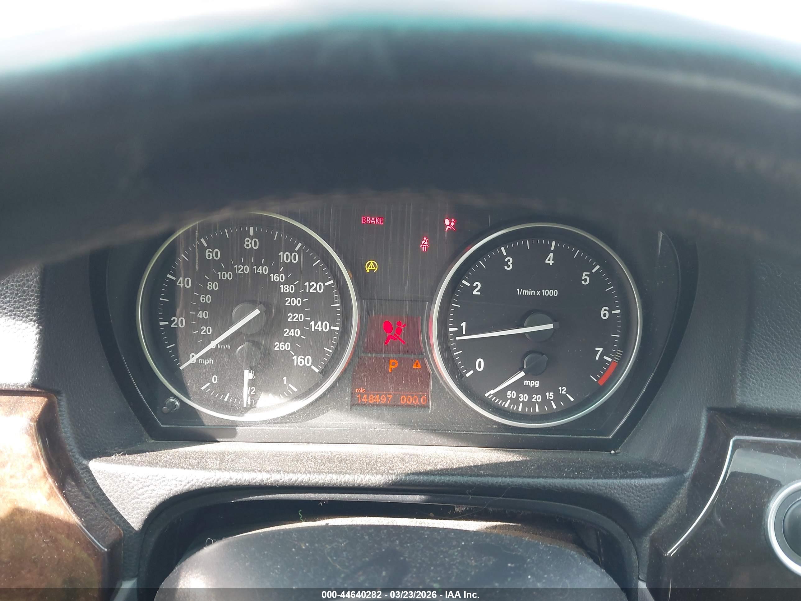 BMW 328I image 7