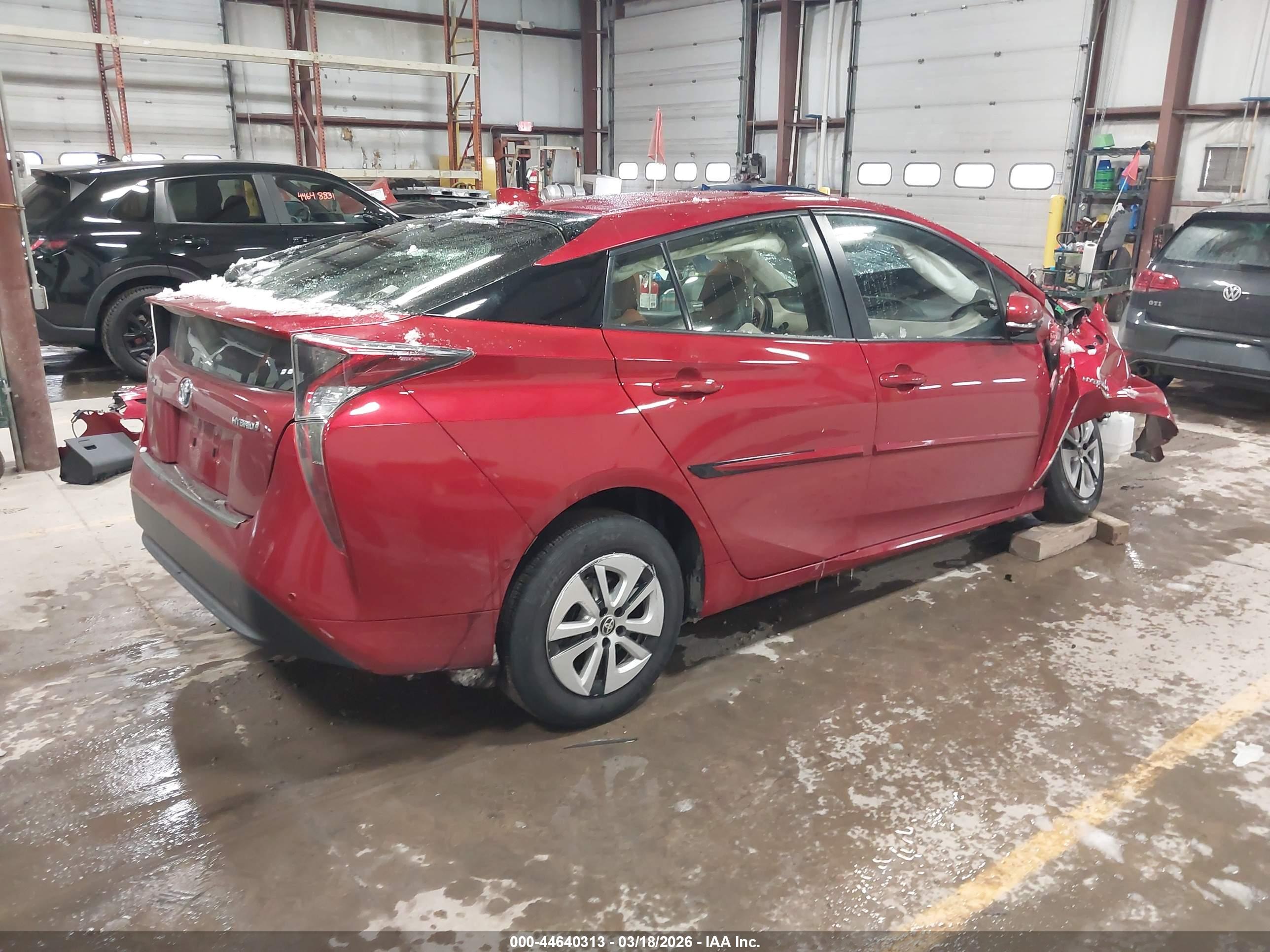 TOYOTA PRIUS image 4