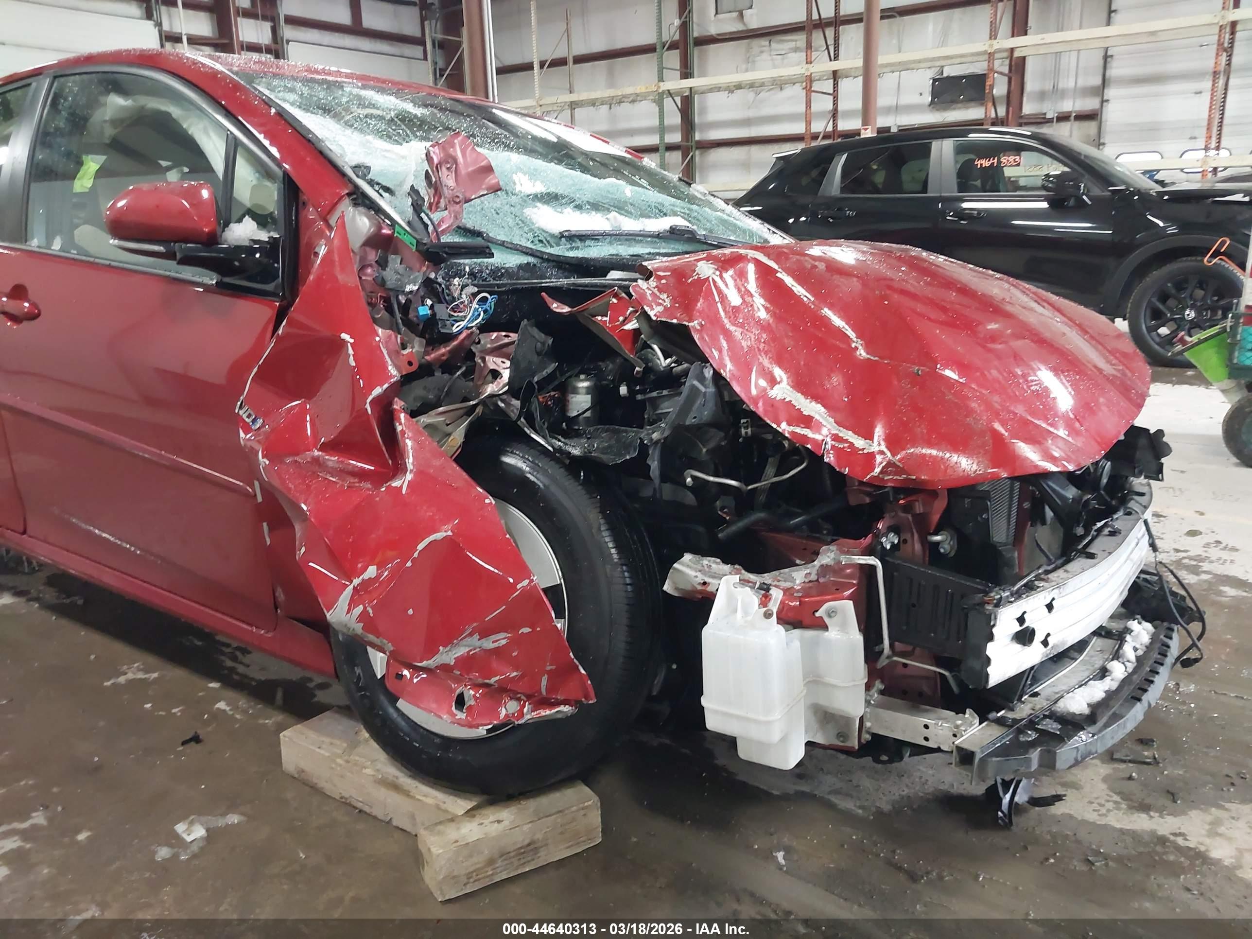 TOYOTA PRIUS image 6