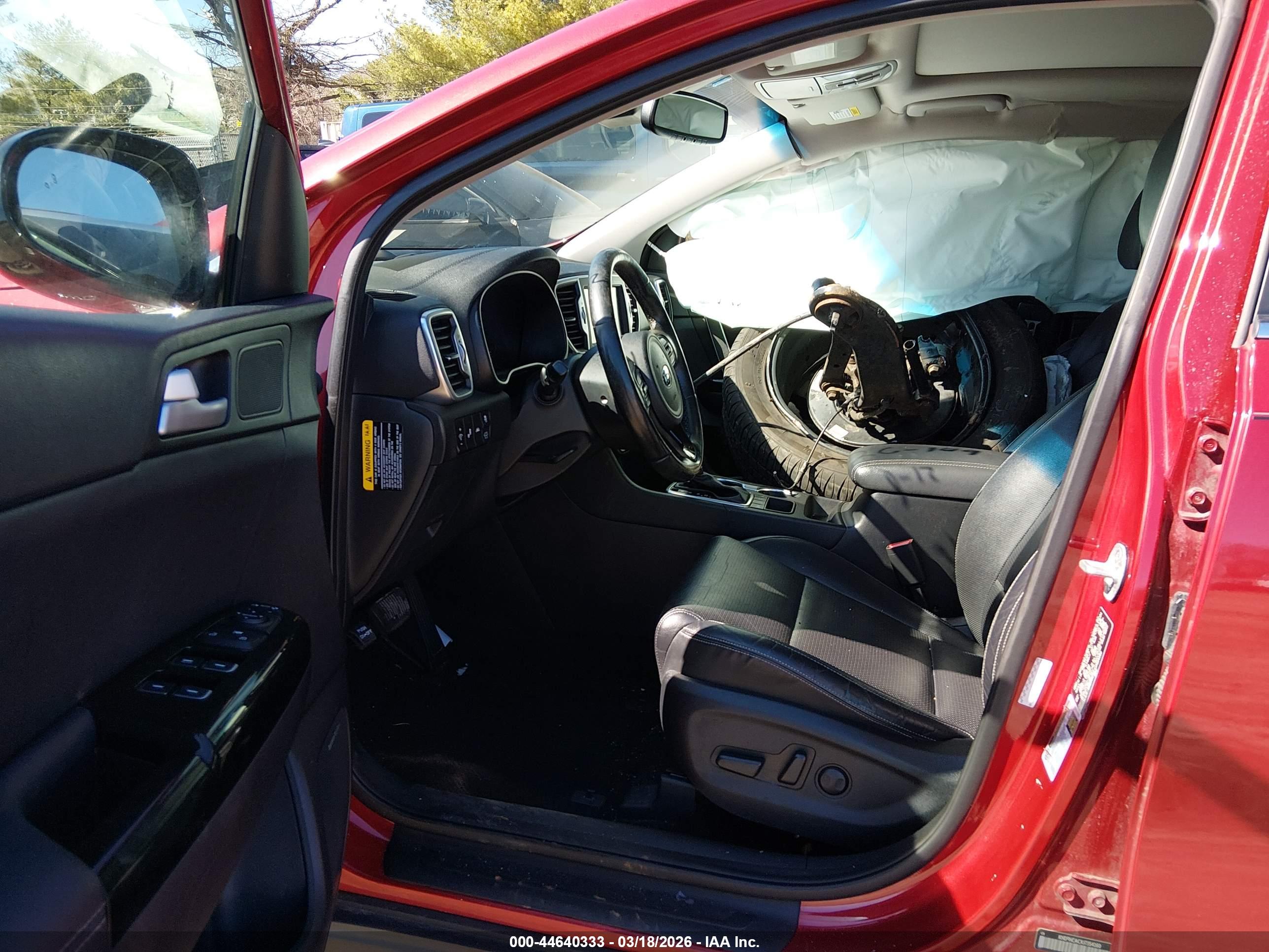 KIA SPORTAGE image 5