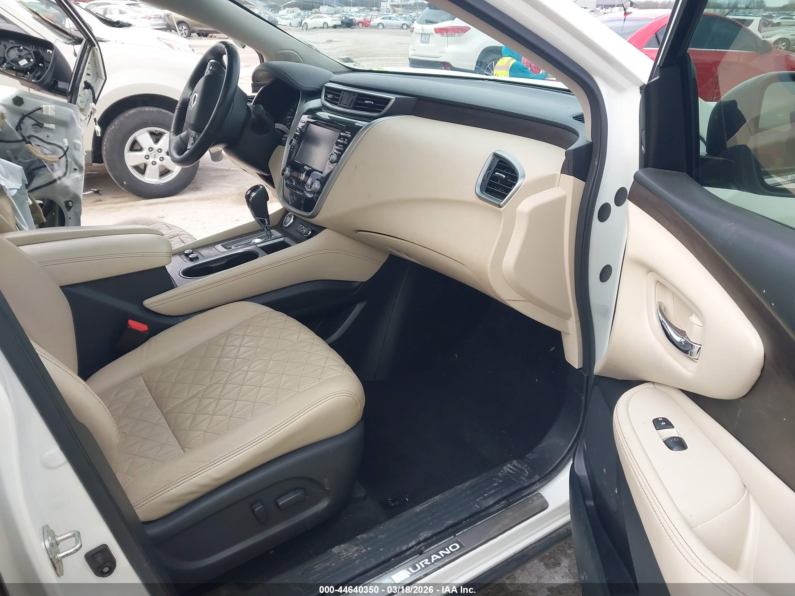 NISSAN MURANO image 5