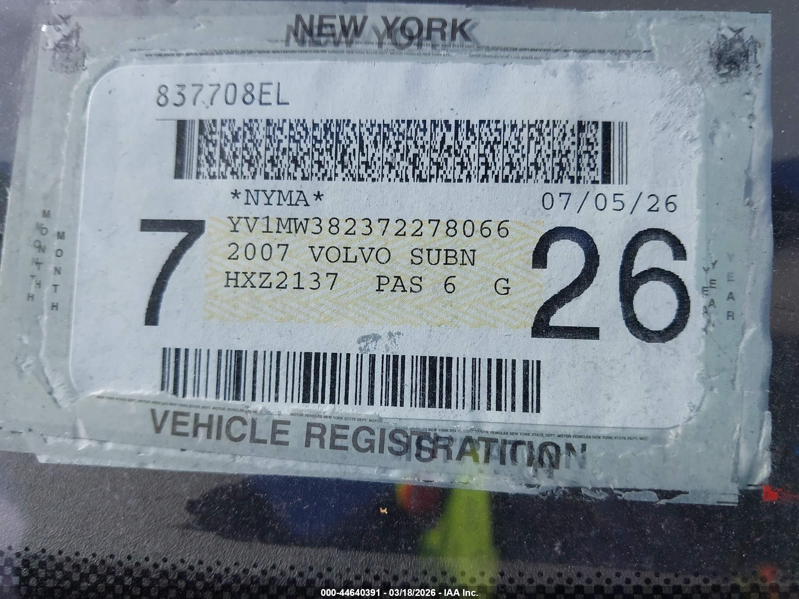 VOLVO V50 image 9