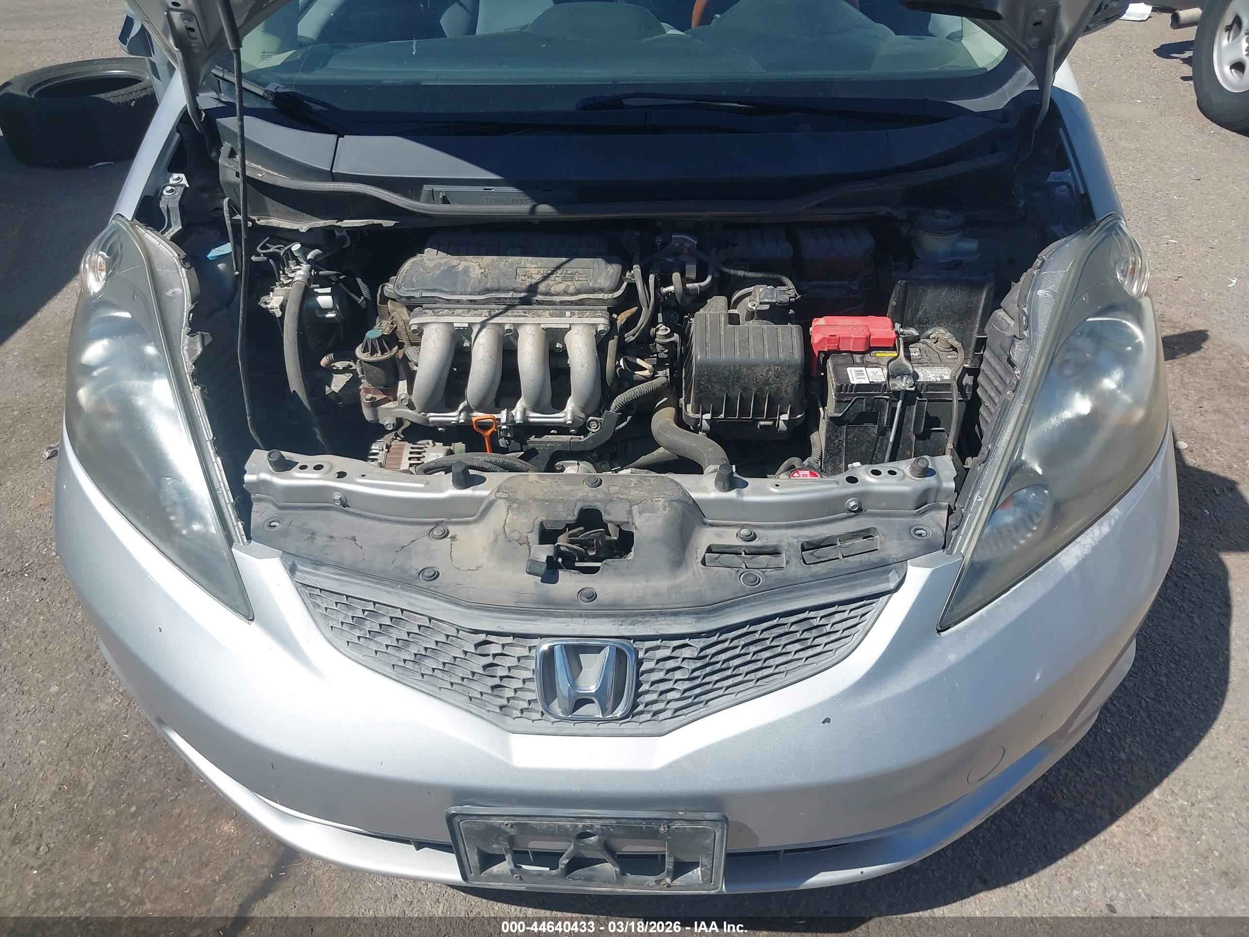 HONDA FIT image 10