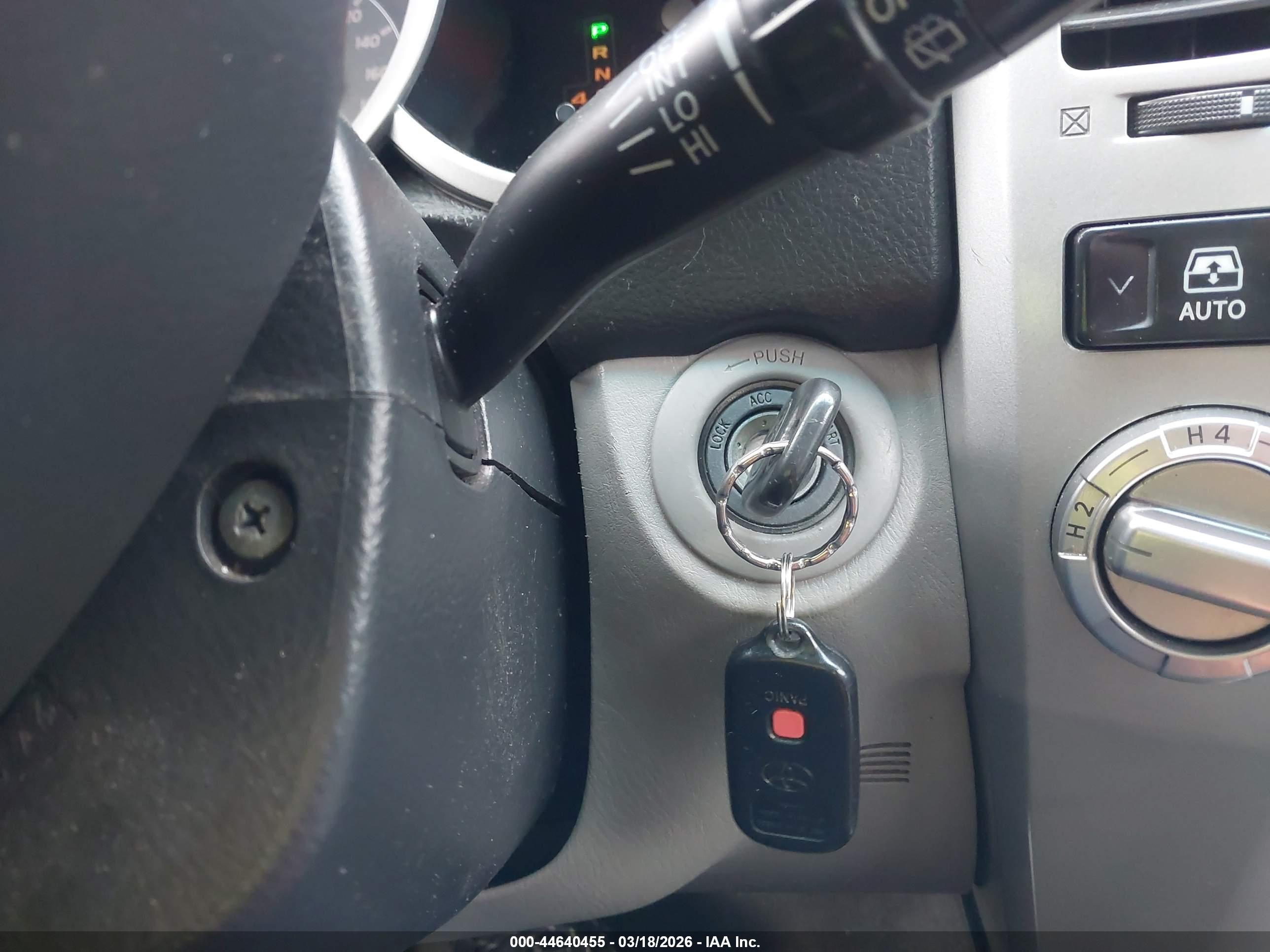 TOYOTA 4RUNNER image 11