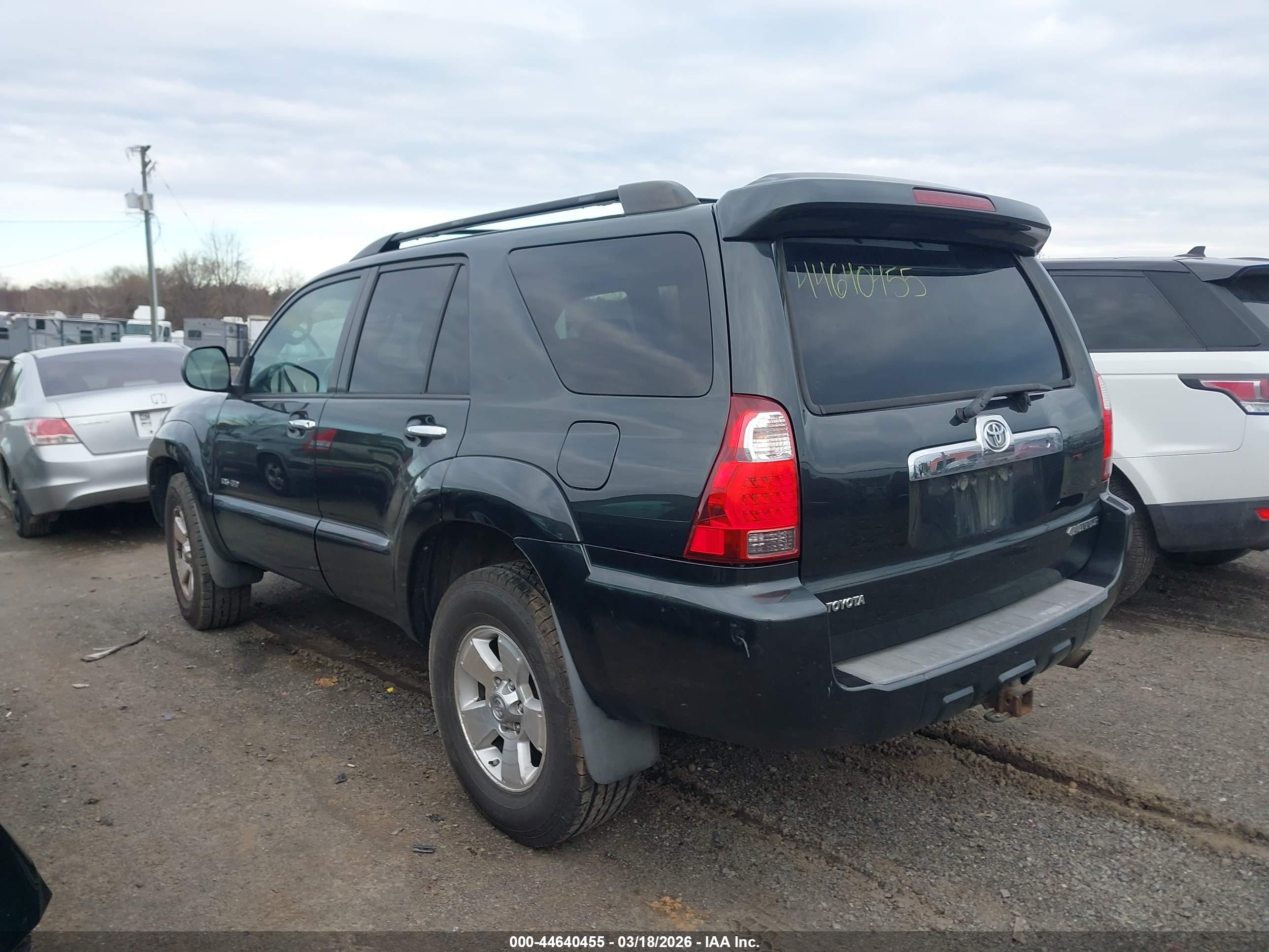 TOYOTA 4RUNNER image 3