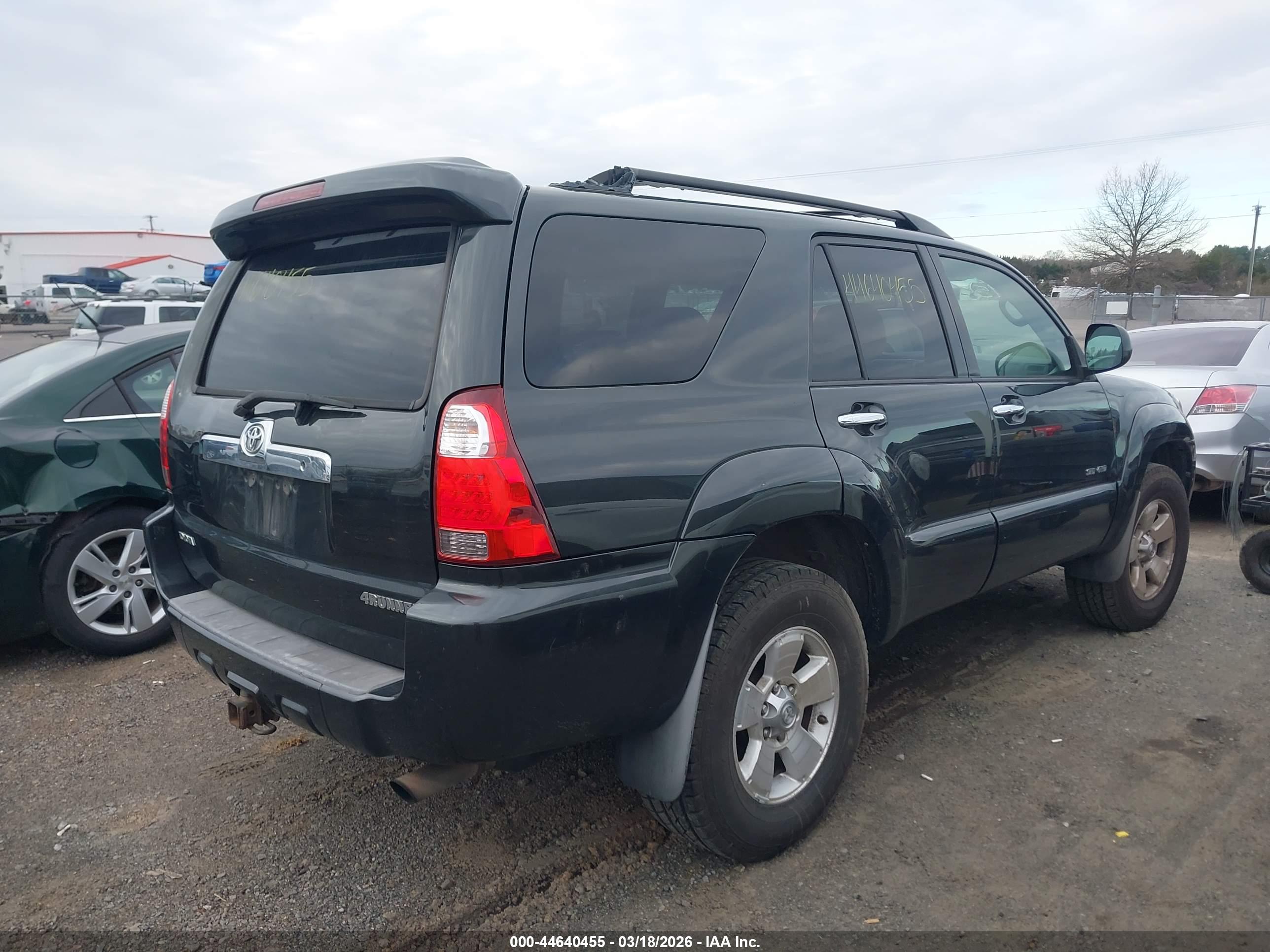 TOYOTA 4RUNNER image 4