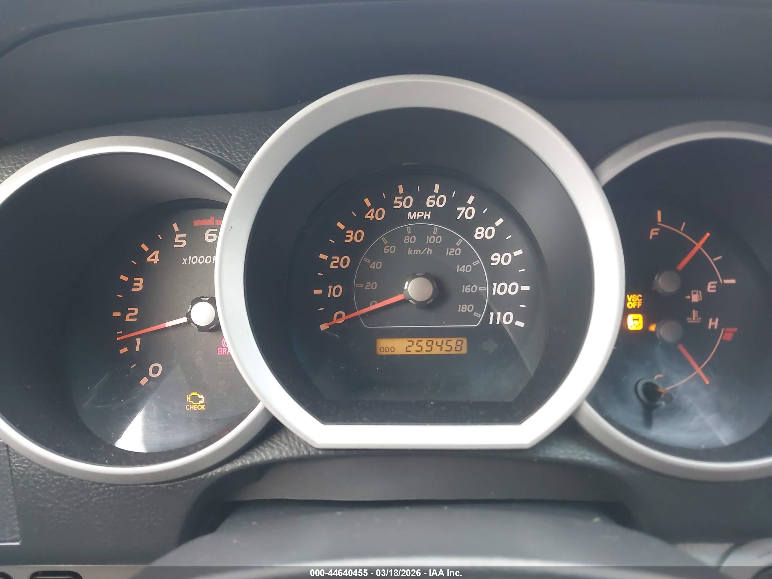 TOYOTA 4RUNNER image 7