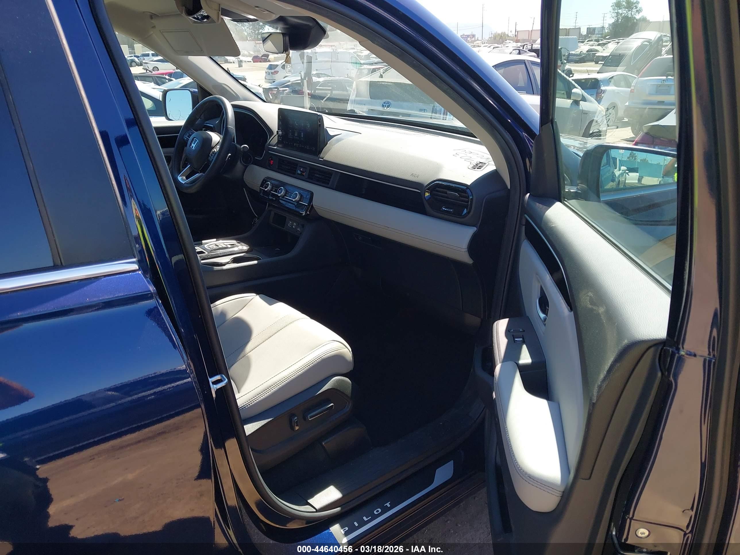 HONDA PILOT image 5