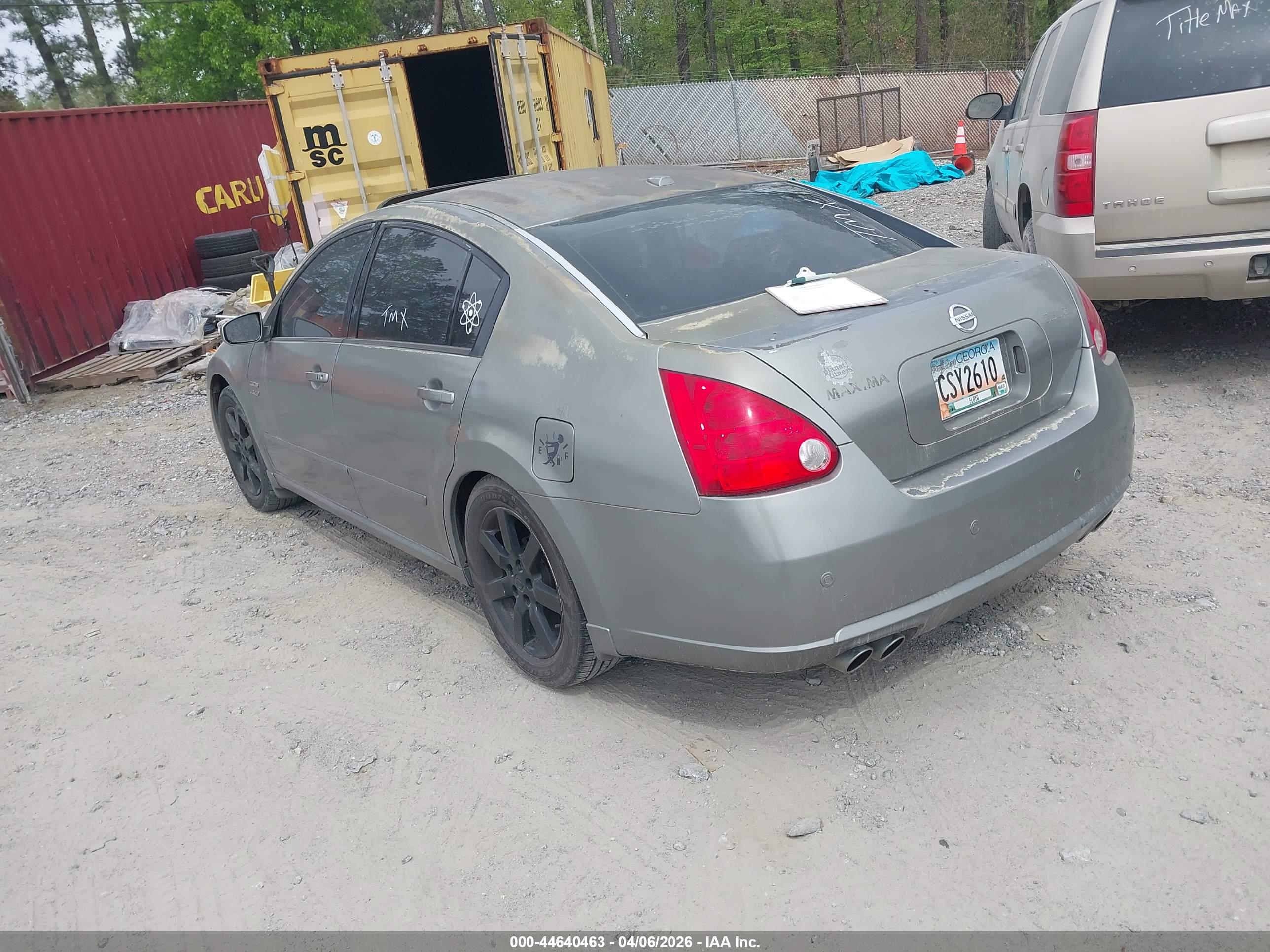 NISSAN MAXIMA image 3