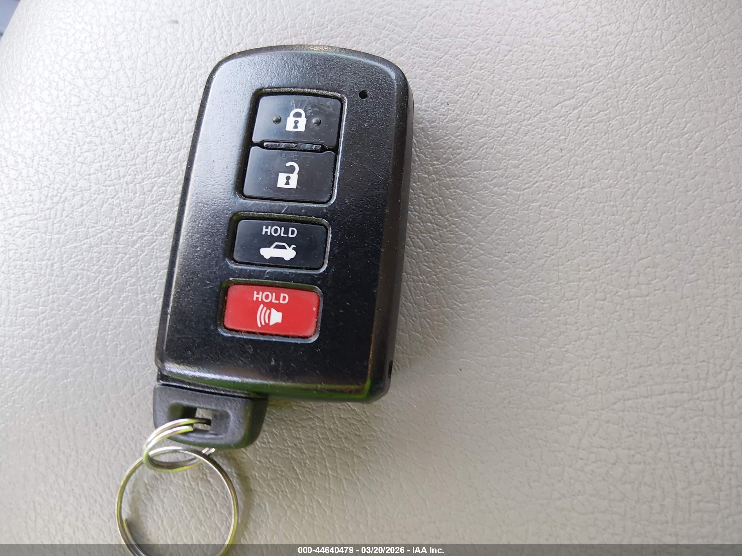 TOYOTA CAMRY image 11