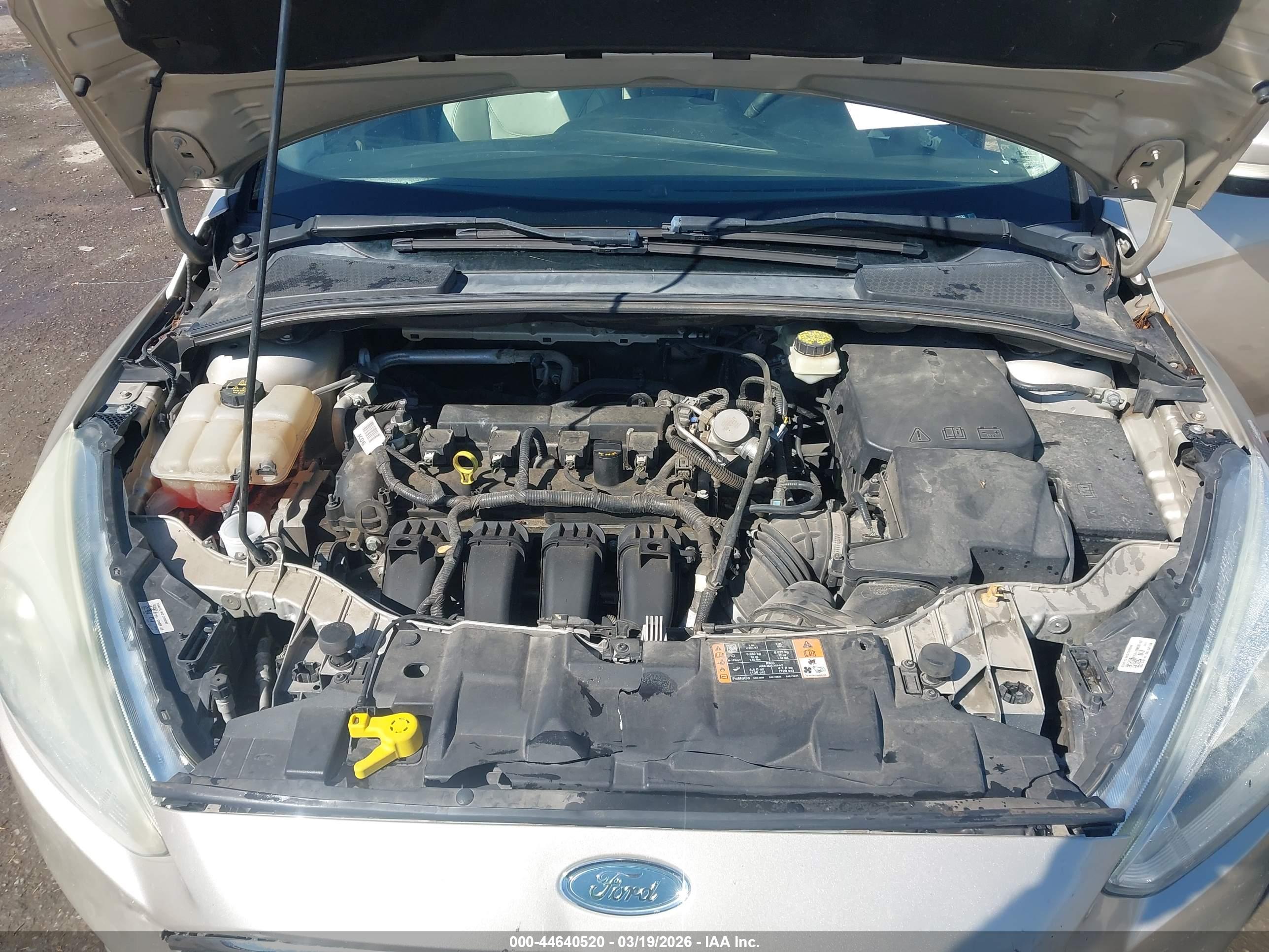 FORD FOCUS image 10