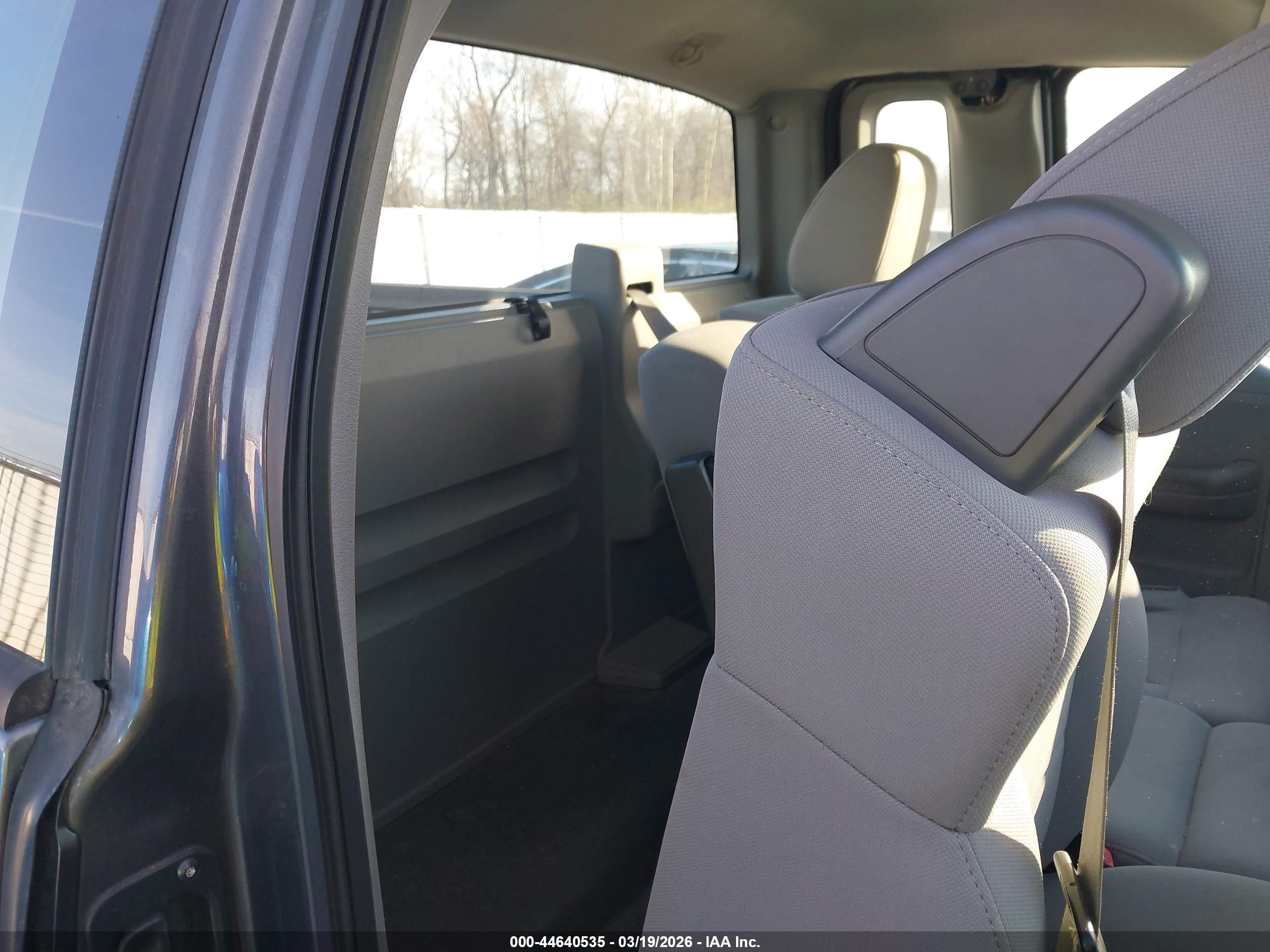 FORD F-150 image 8