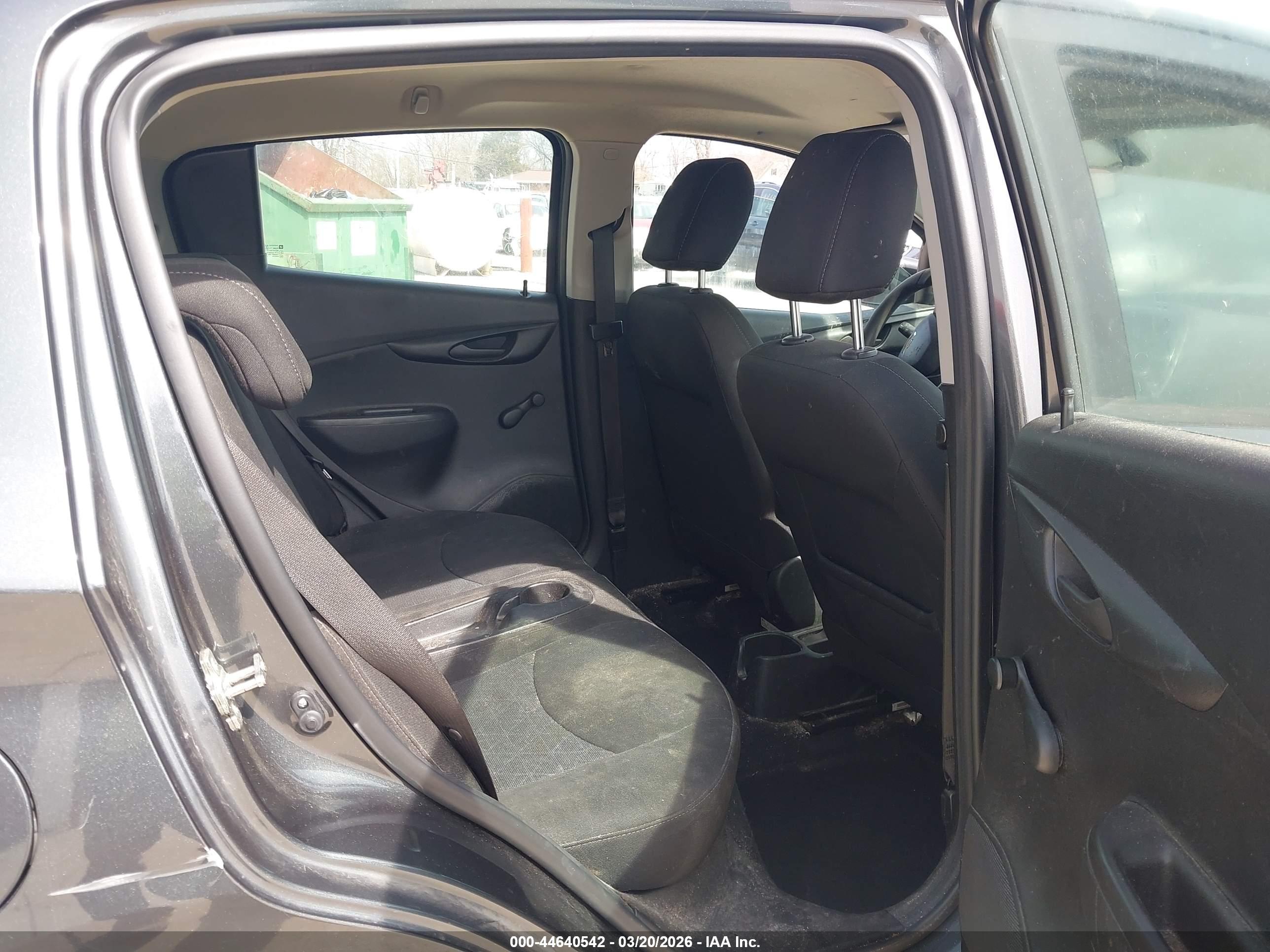 CHEVROLET SPARK image 8