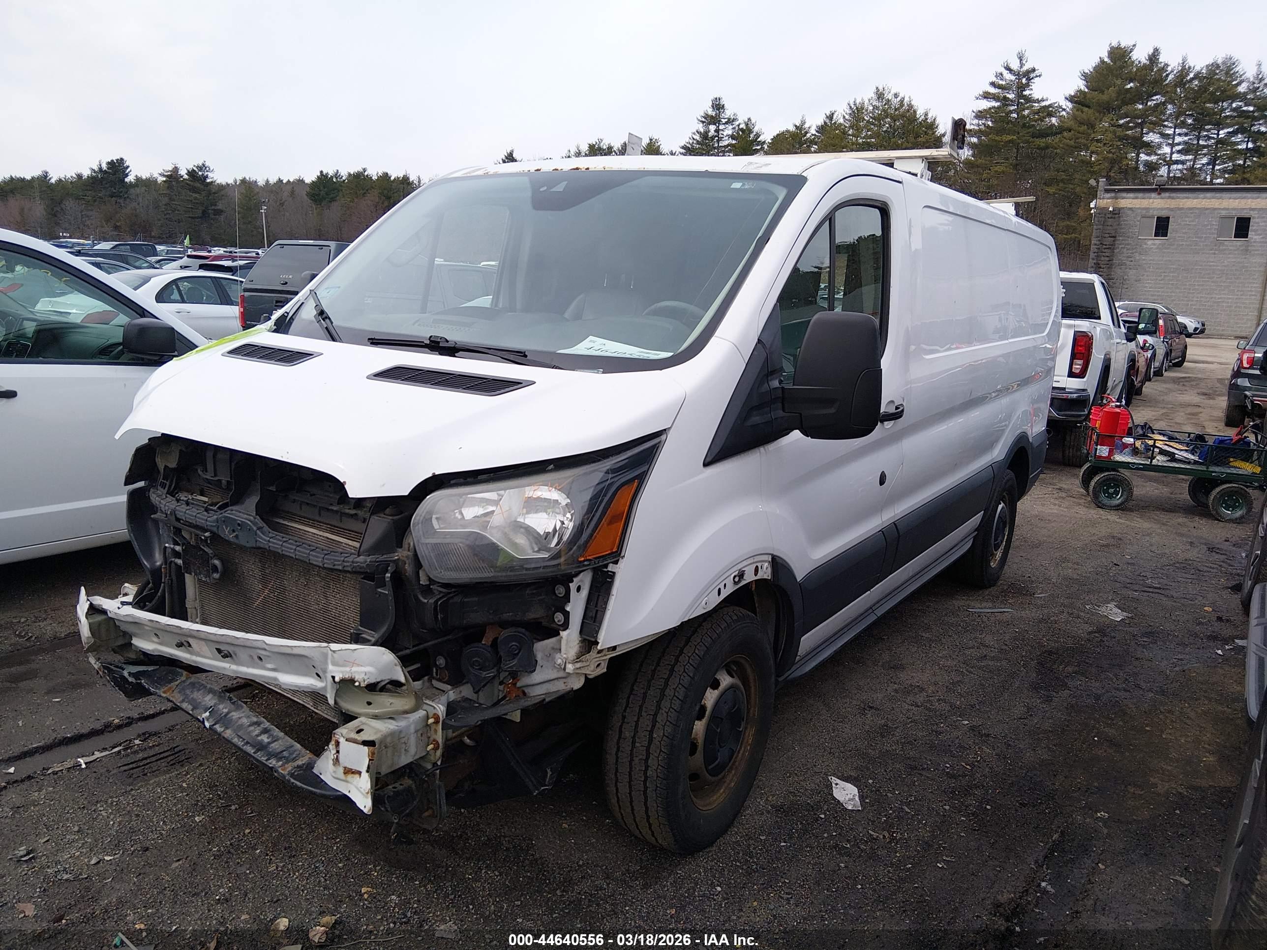 FORD TRANSIT-150 image 2