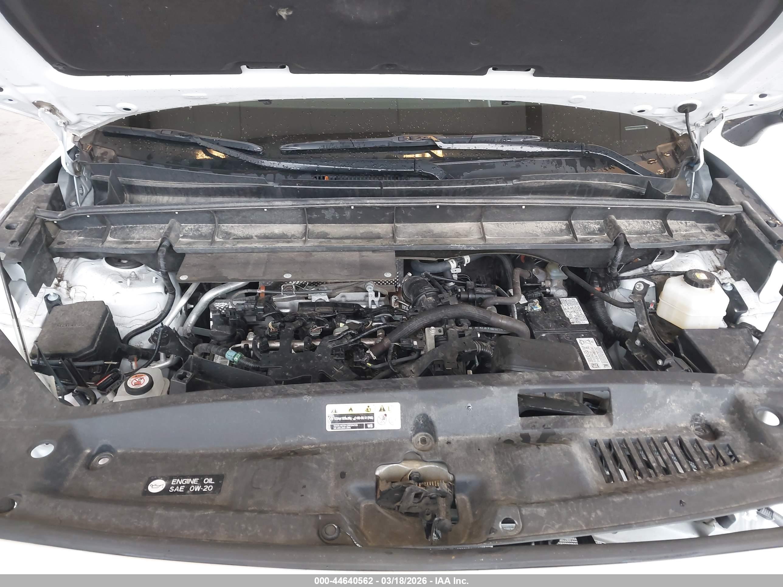 TOYOTA HIGHLANDER image 10