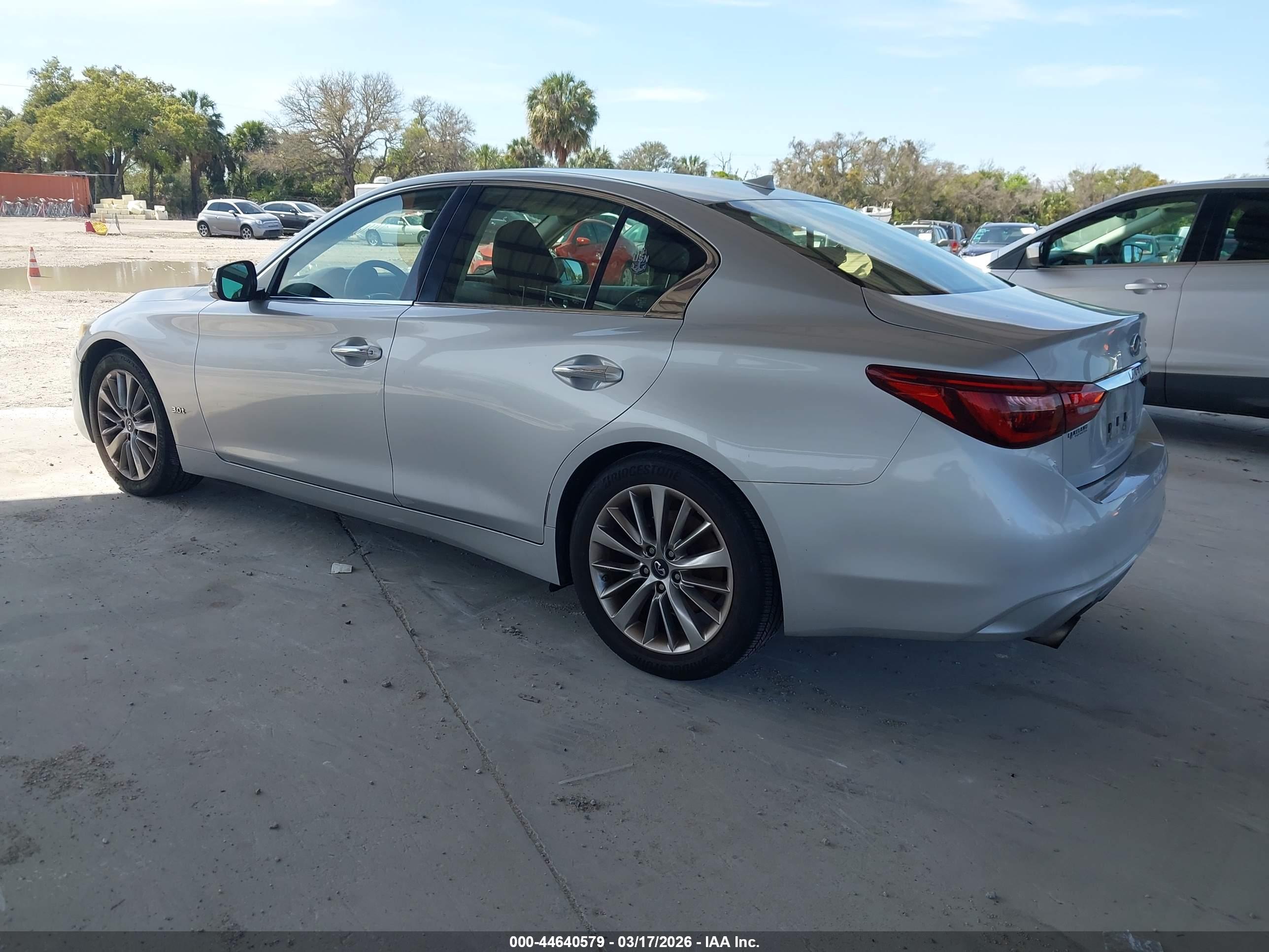 INFINITI Q50 image 3