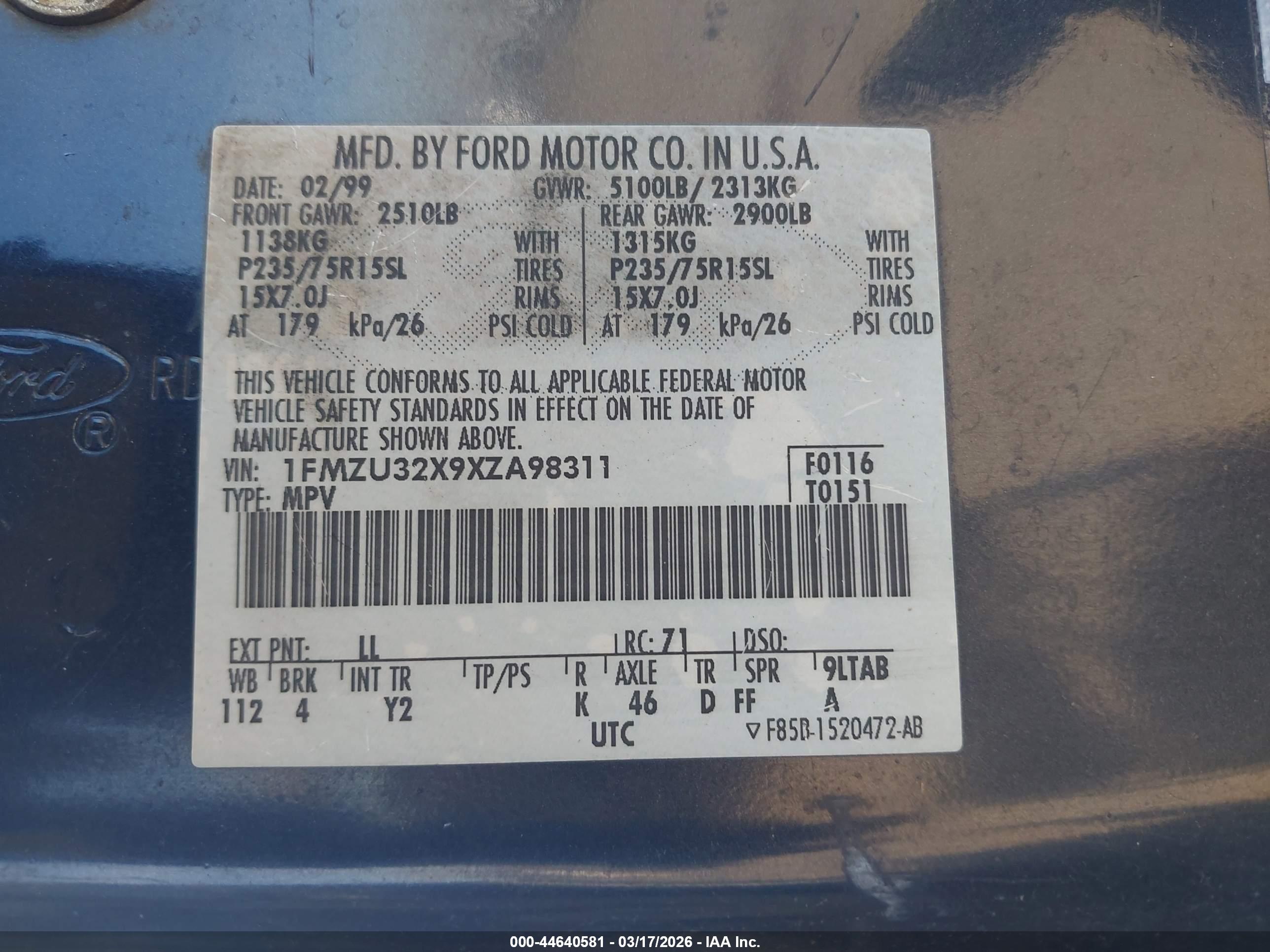 FORD EXPLORER image 9