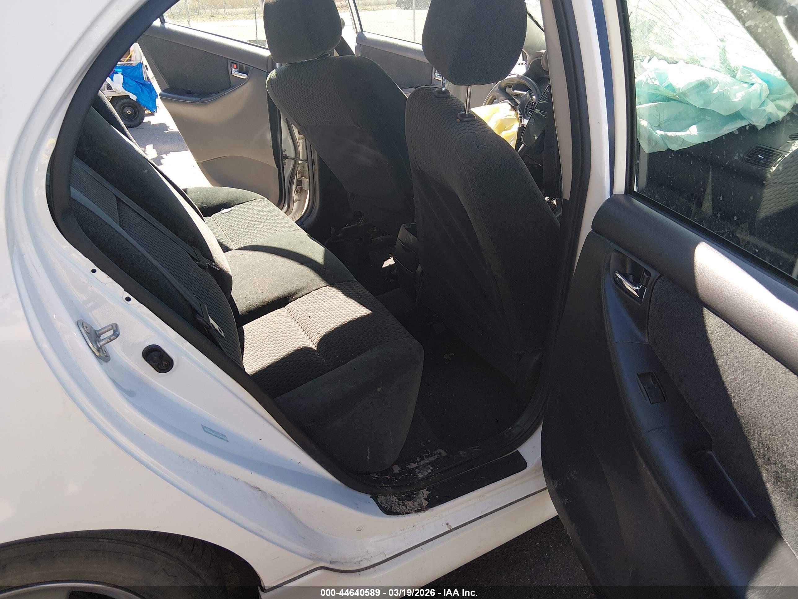 TOYOTA COROLLA image 8