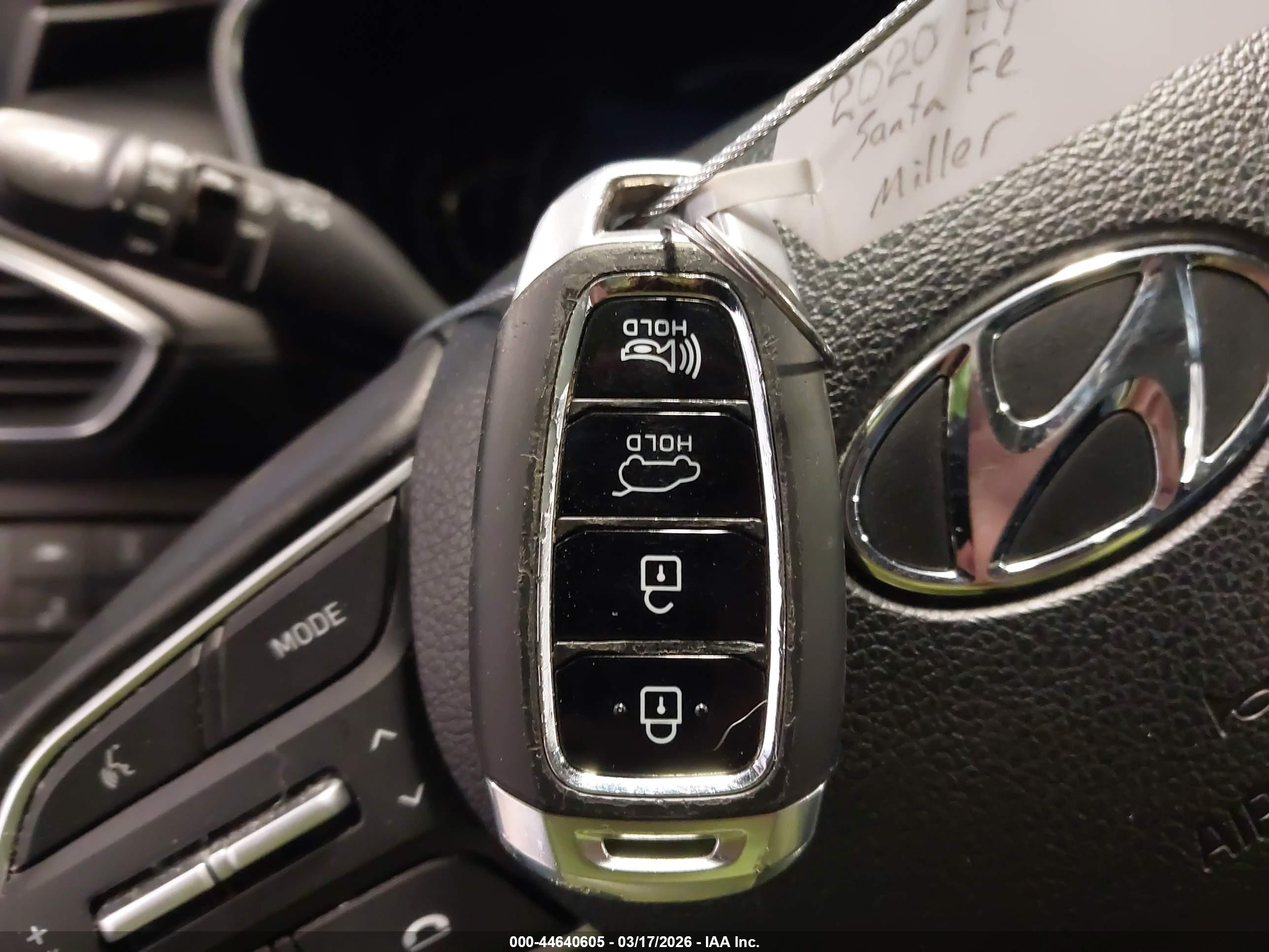 HYUNDAI SANTA image 11