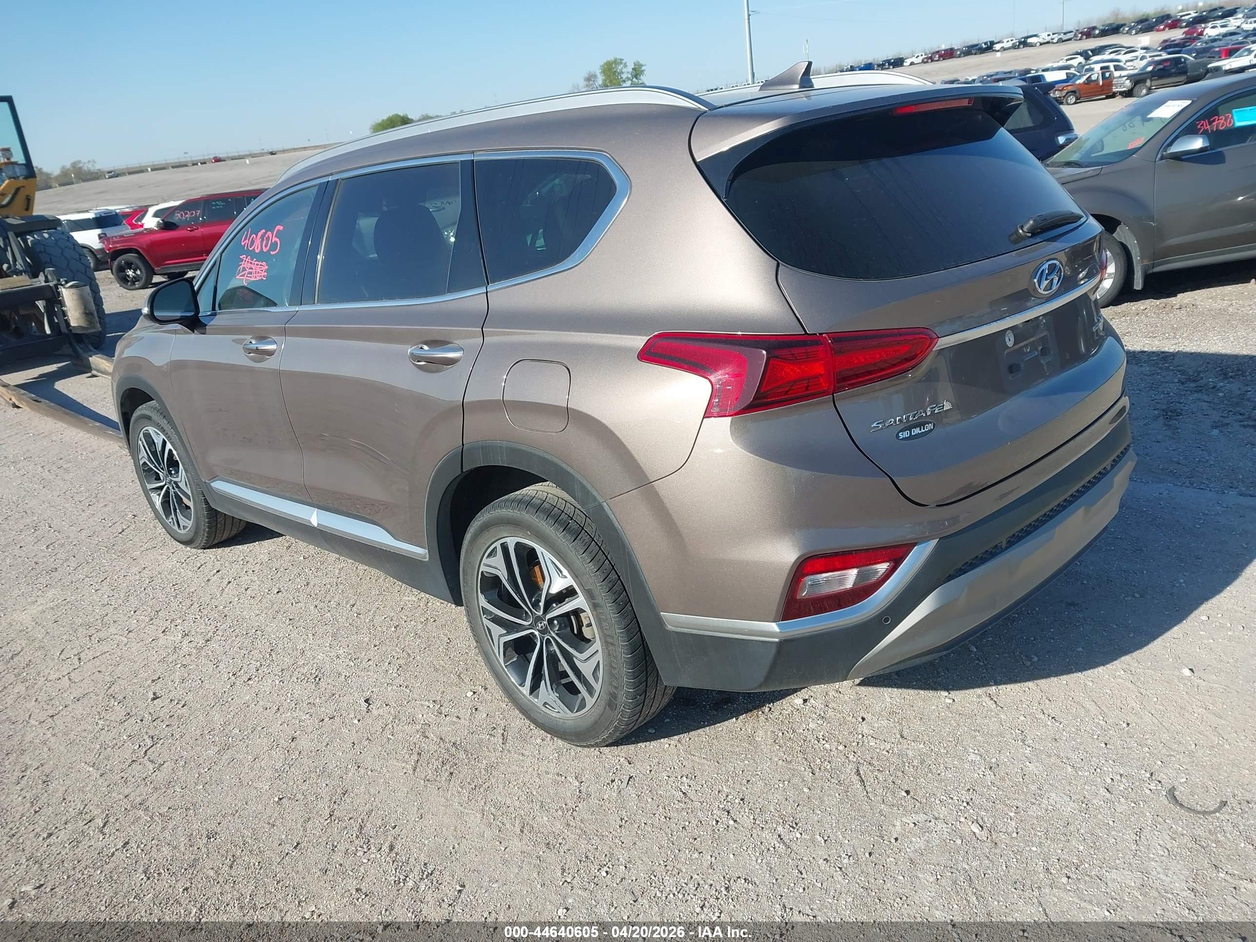 HYUNDAI SANTA image 3