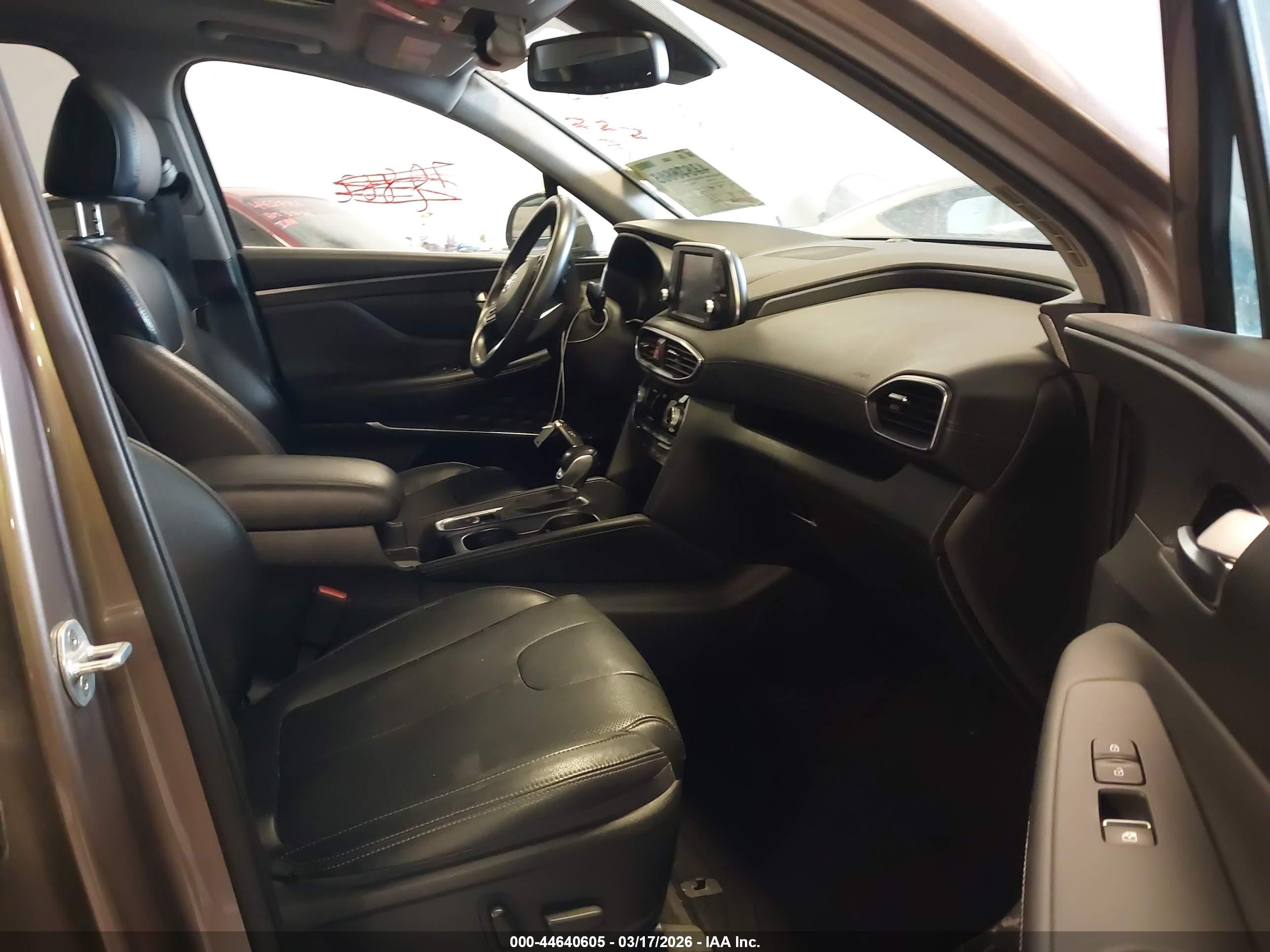 HYUNDAI SANTA image 5