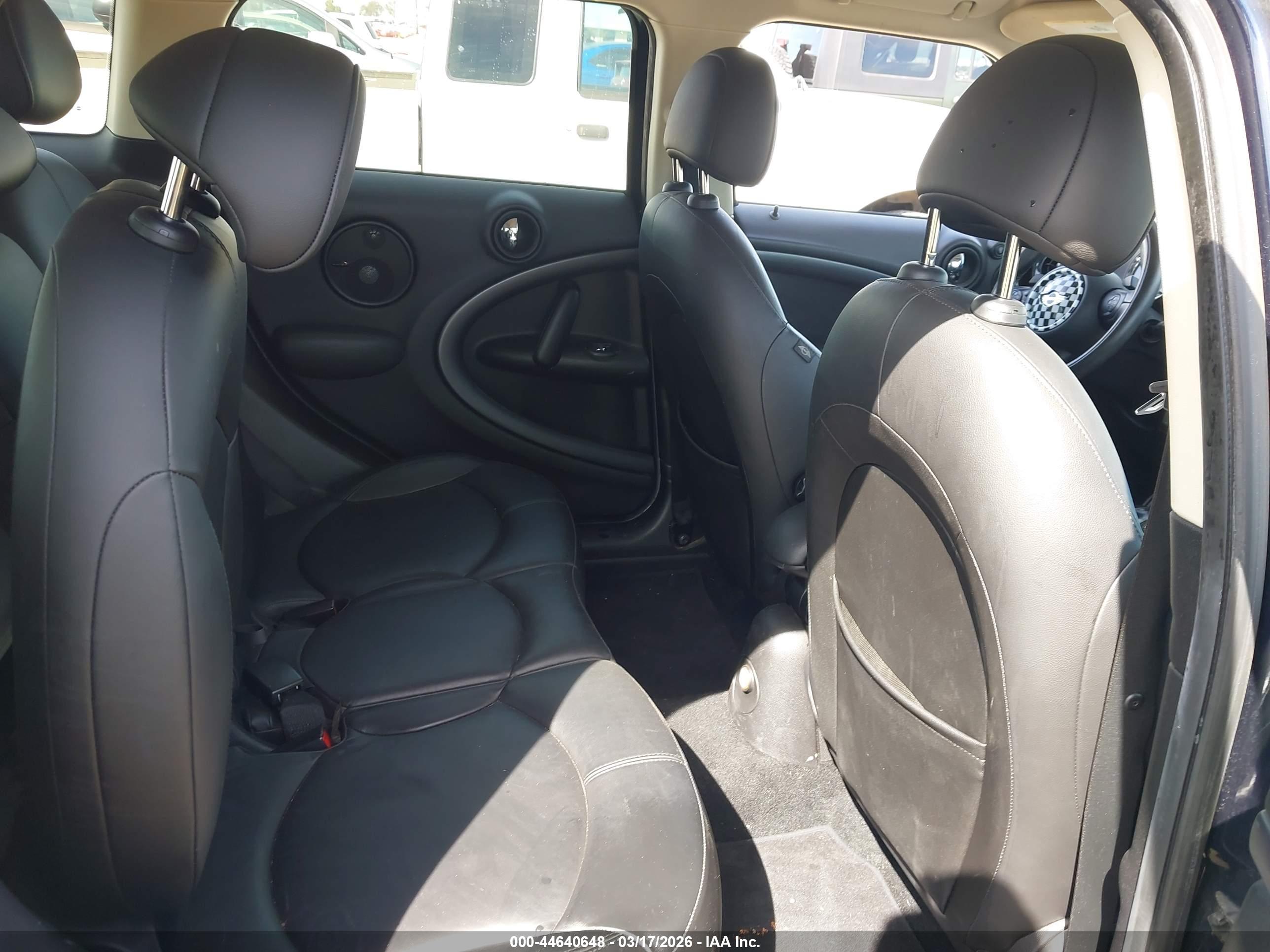 MINI COUNTRYMAN image 8