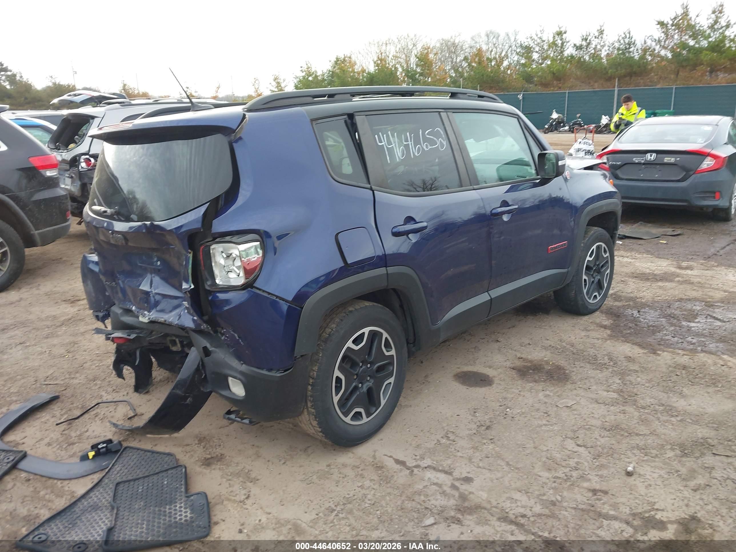 JEEP RENEGADE image 4