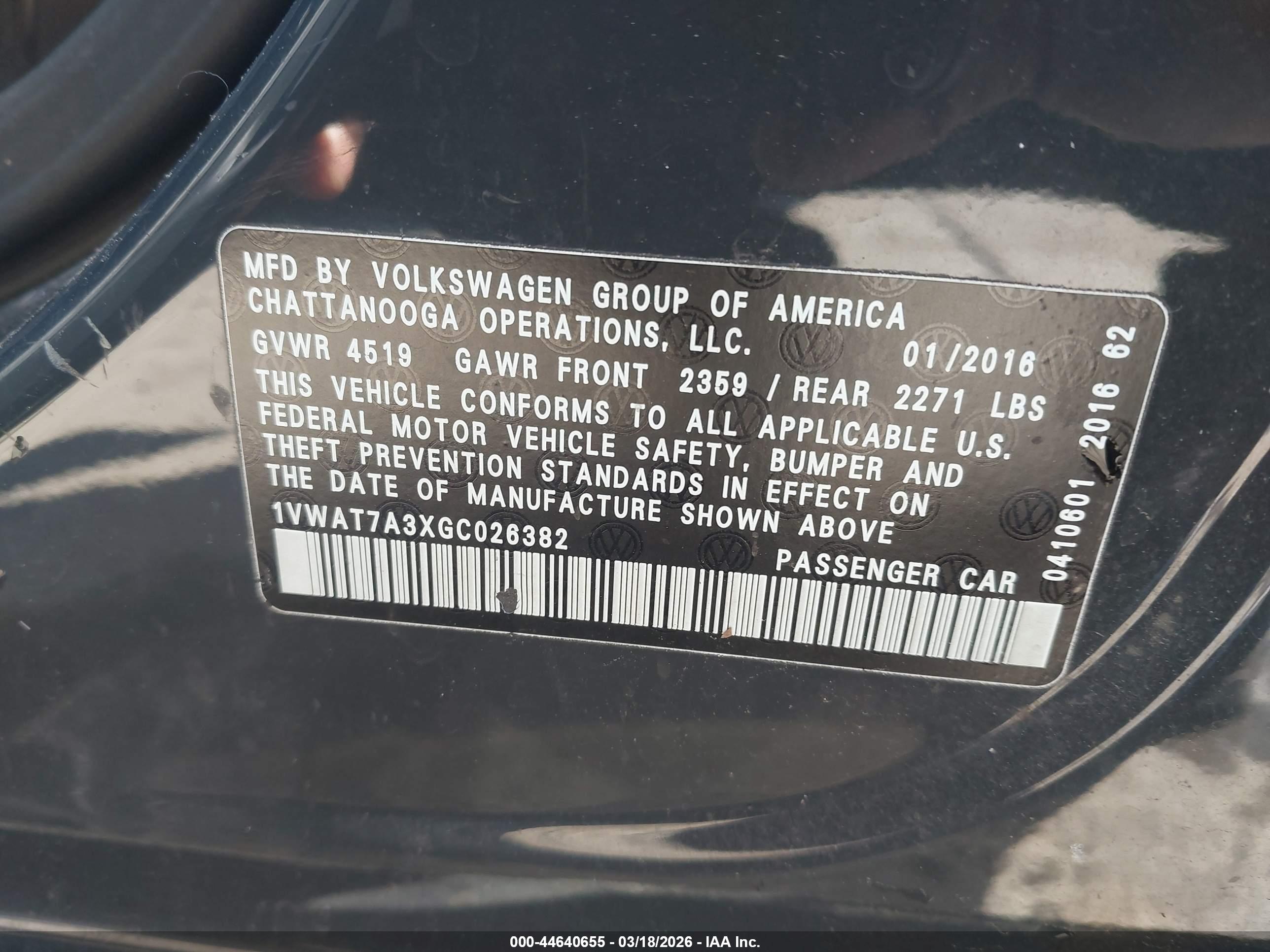 VOLKSWAGEN PASSAT image 9
