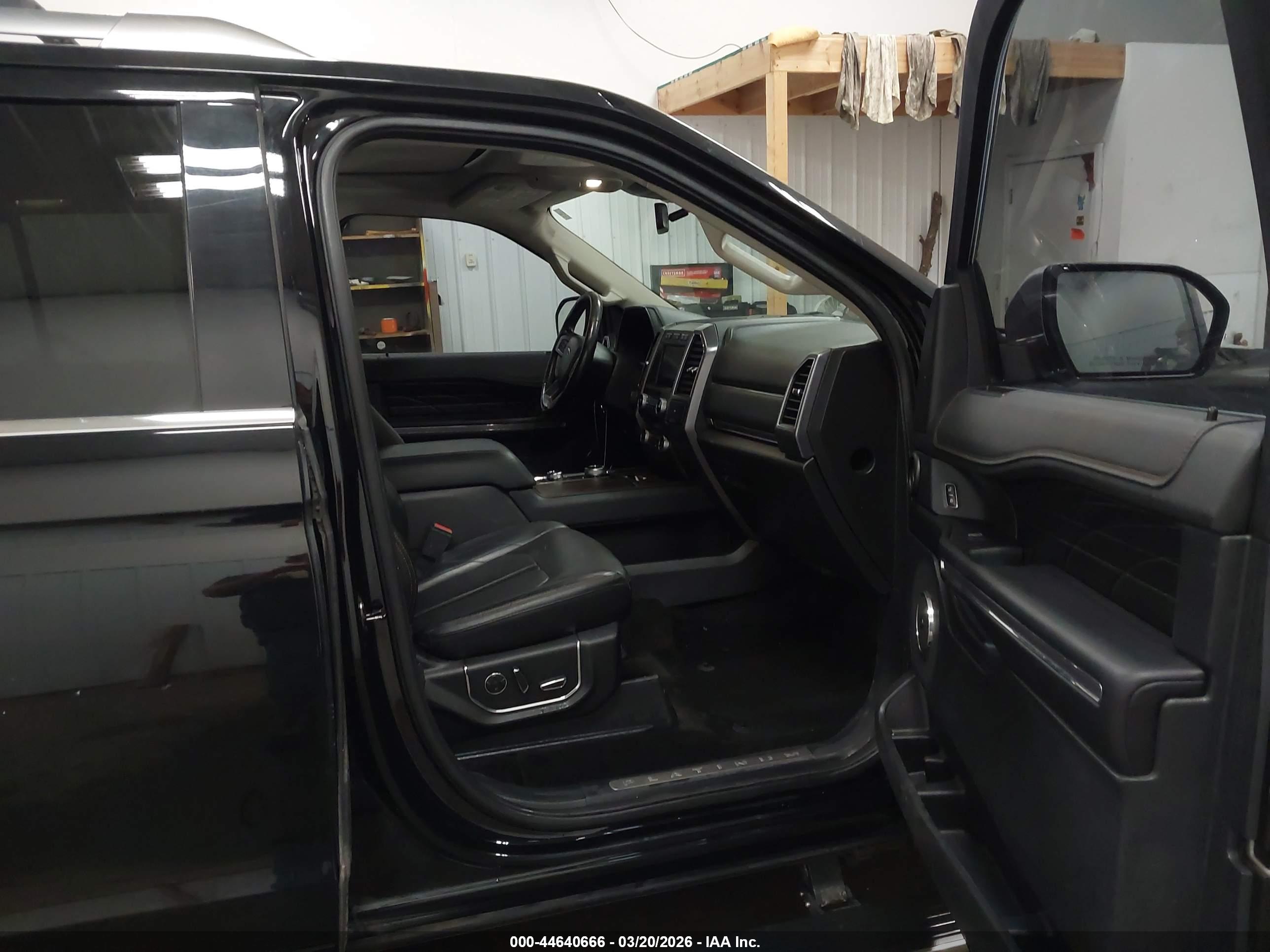 FORD EXPEDITION image 5