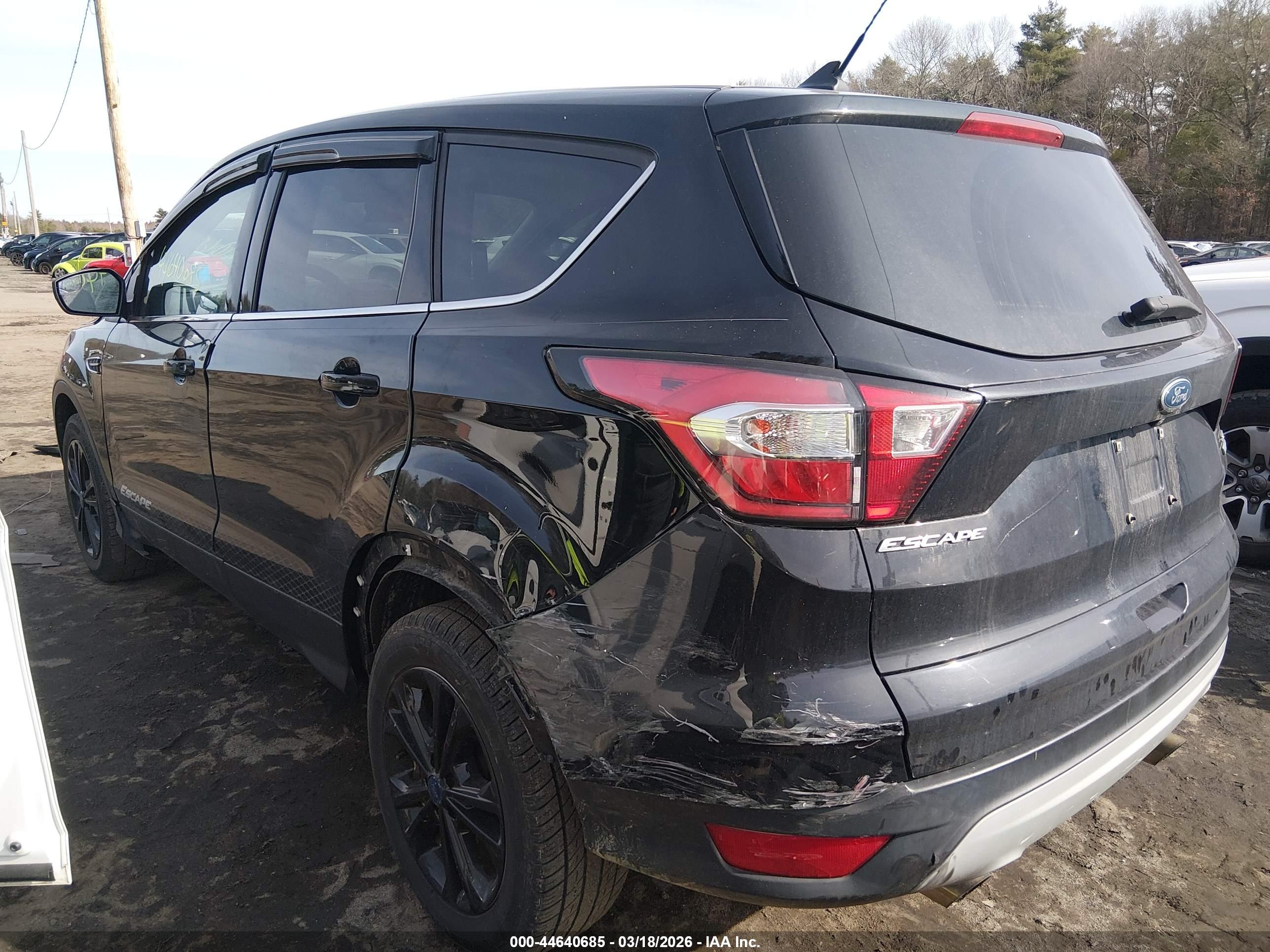 FORD ESCAPE image 3