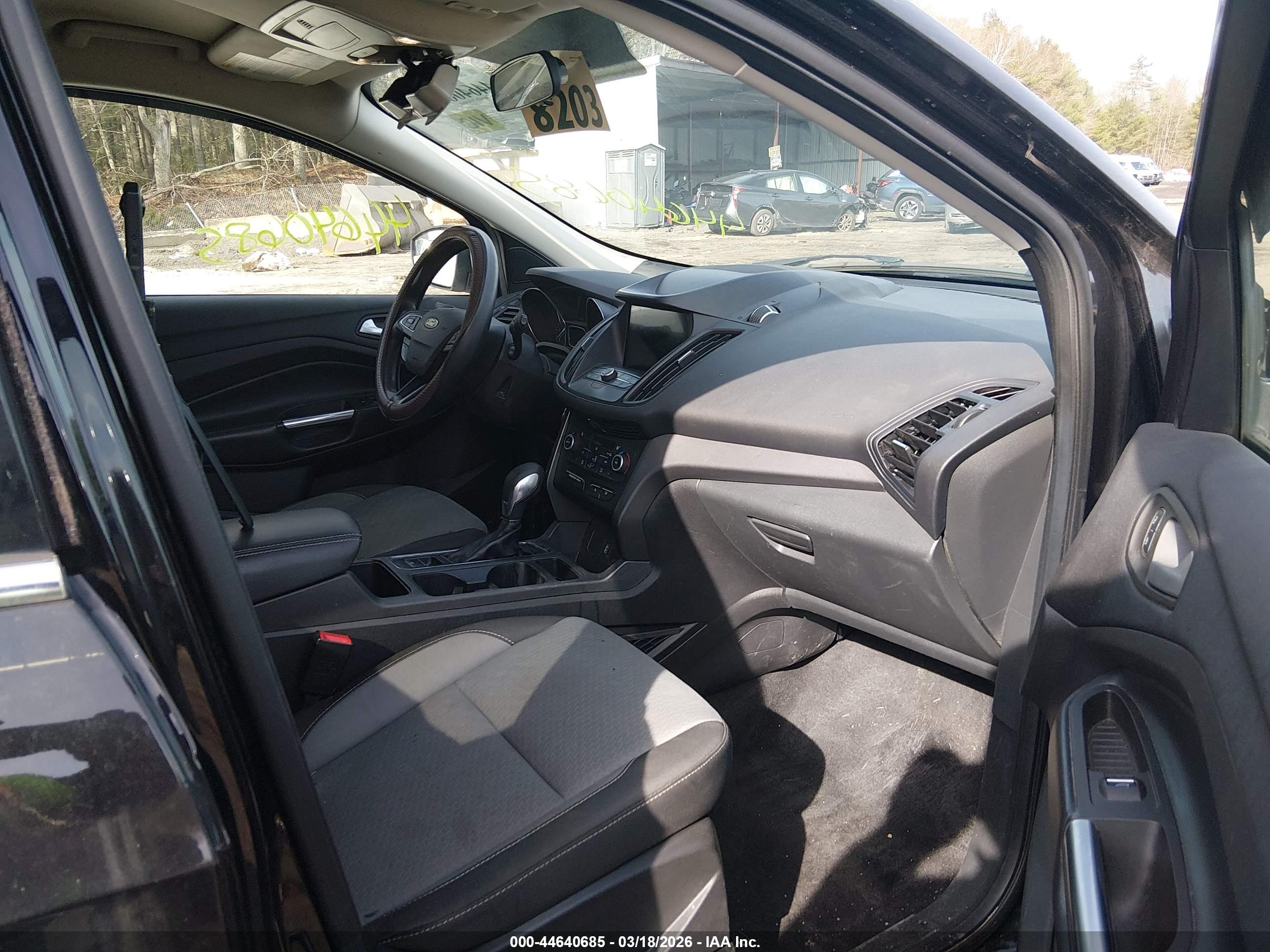 FORD ESCAPE image 5