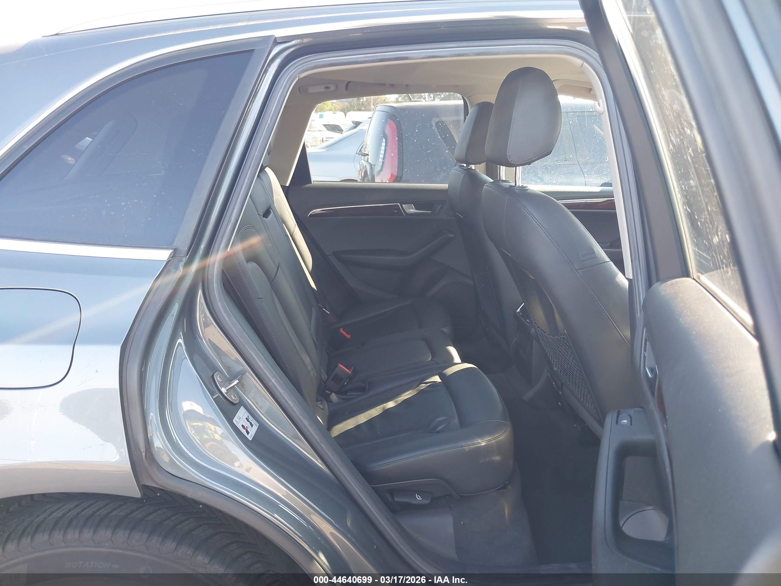 AUDI Q5 image 8