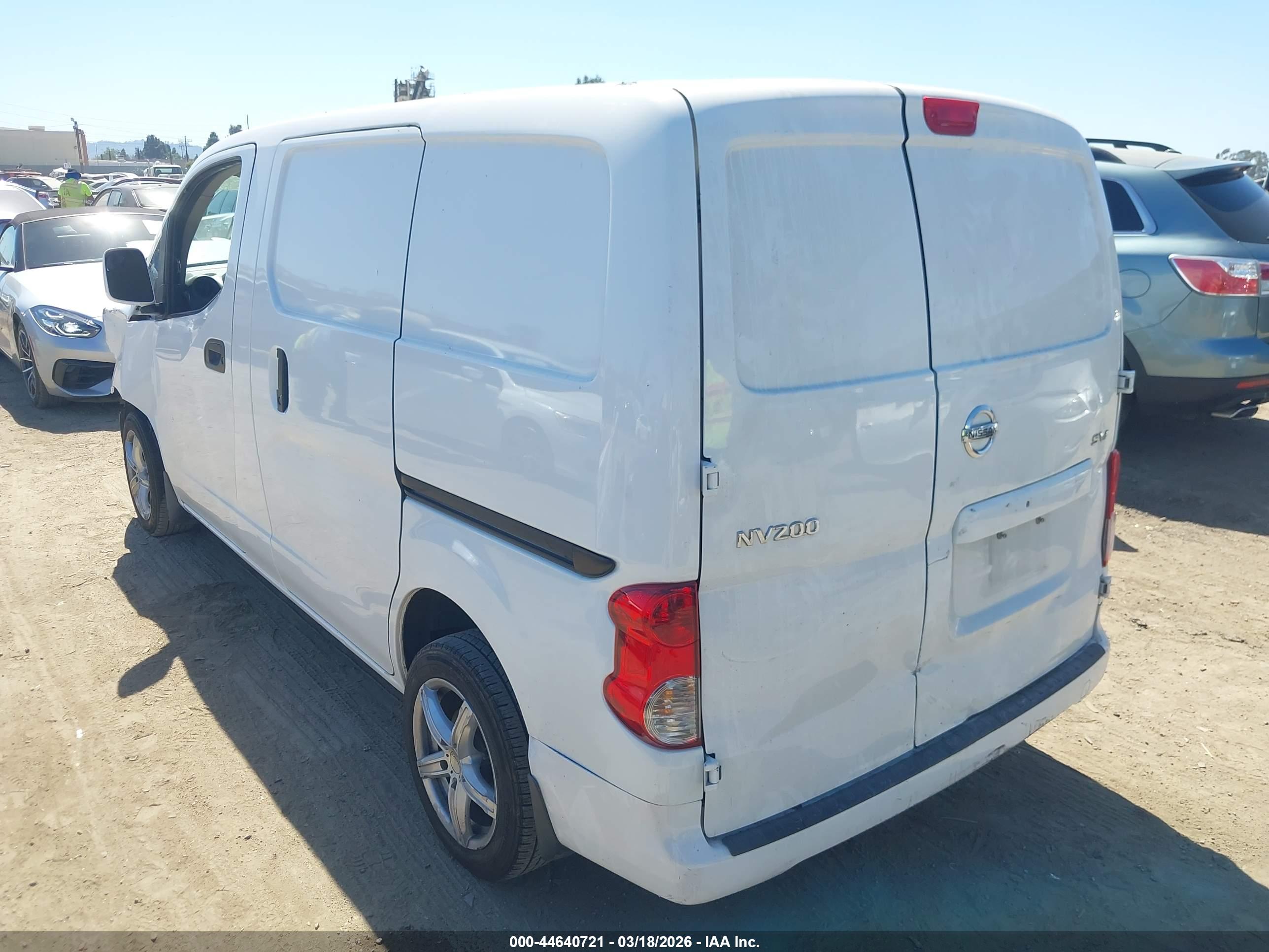 NISSAN NV200 image 3
