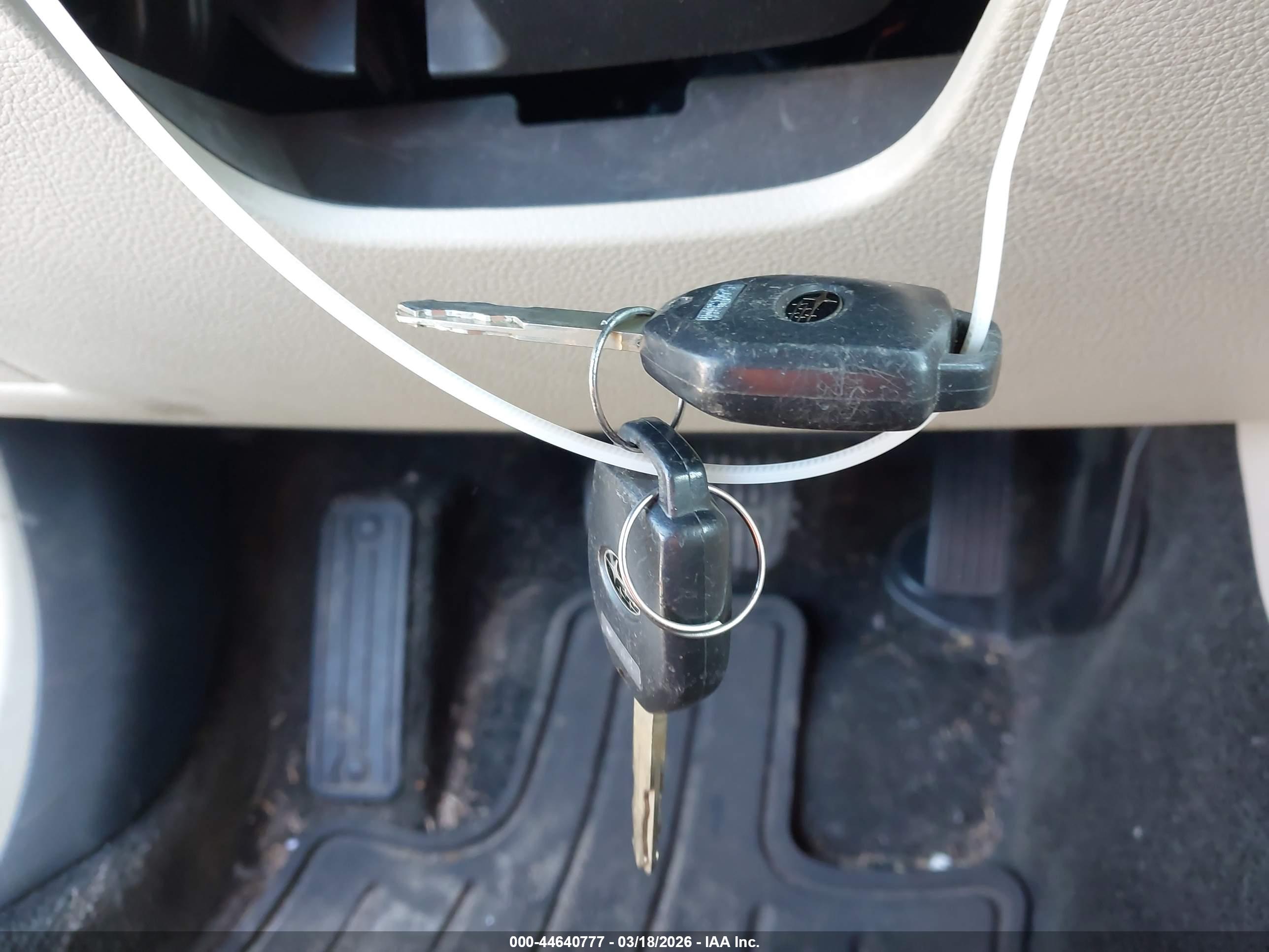 SUBARU OUTBACK image 11