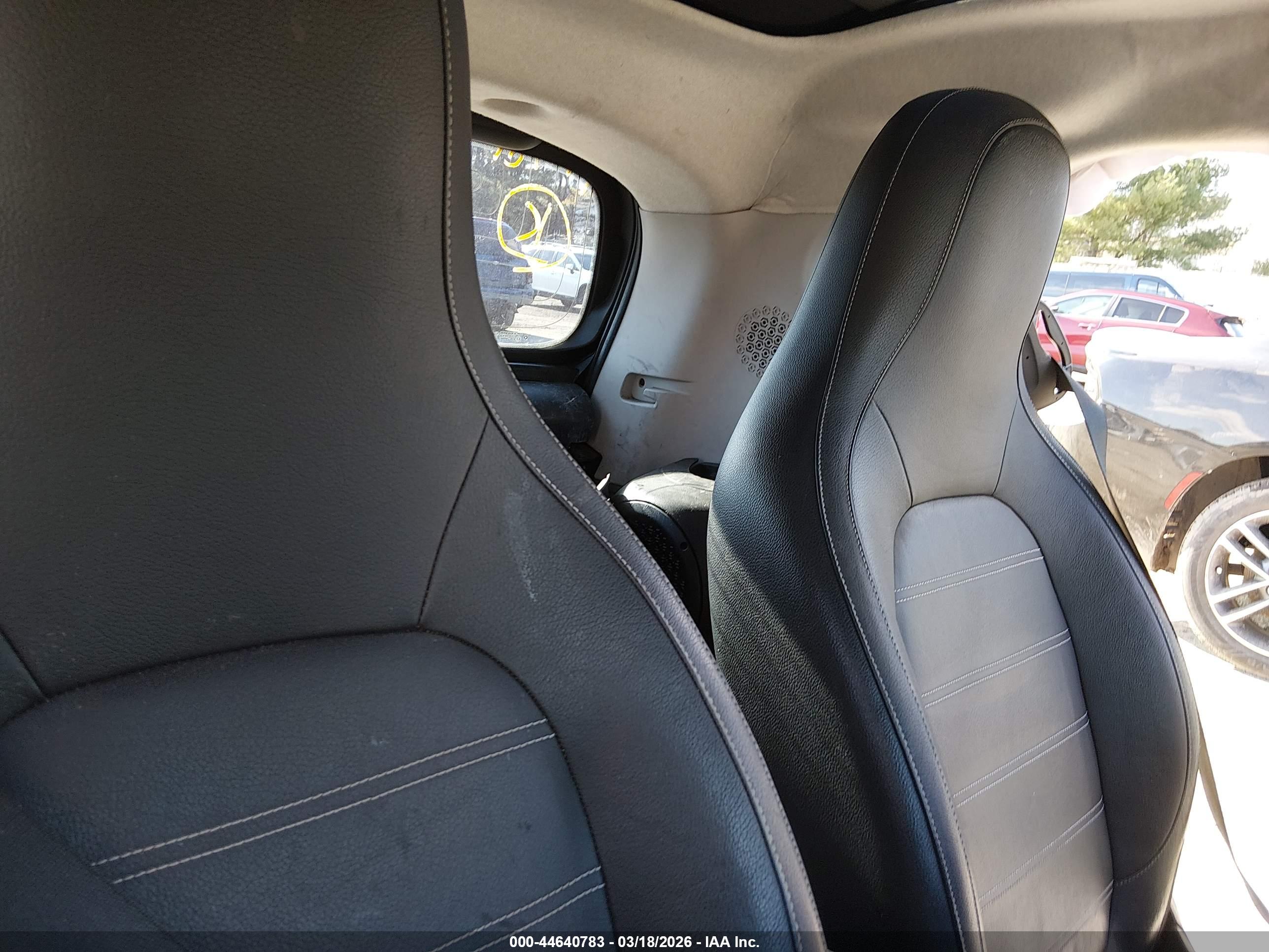 SMART FORTWO image 8