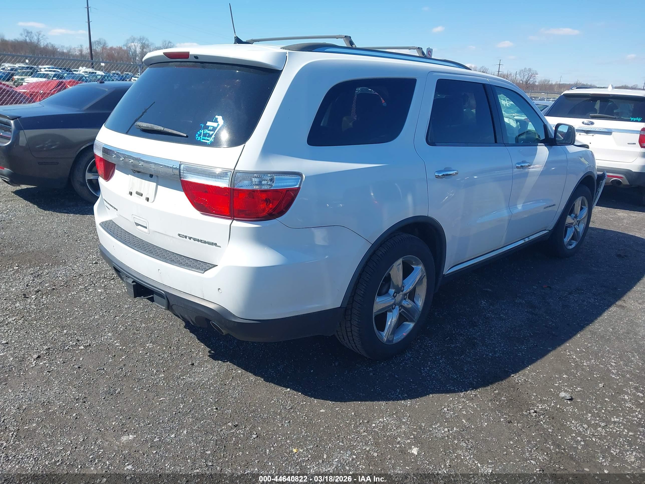 DODGE DURANGO image 4