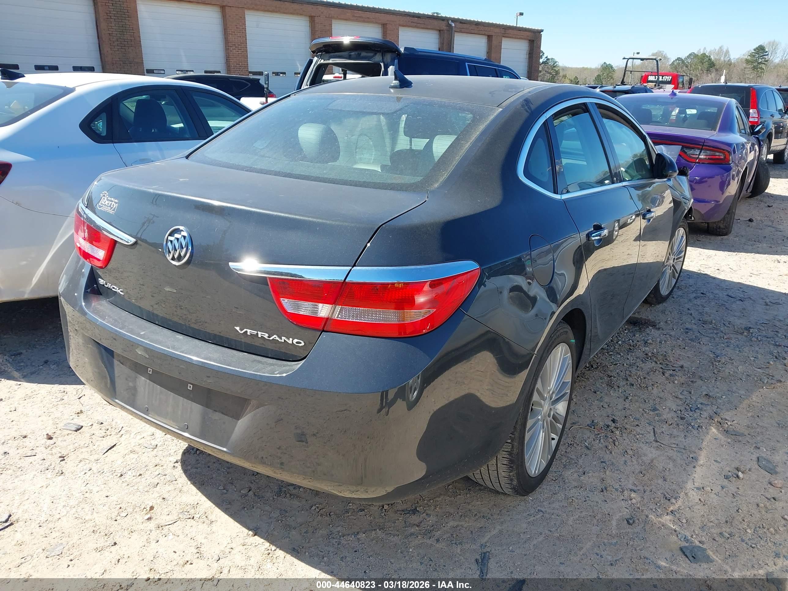 BUICK VERANO image 4