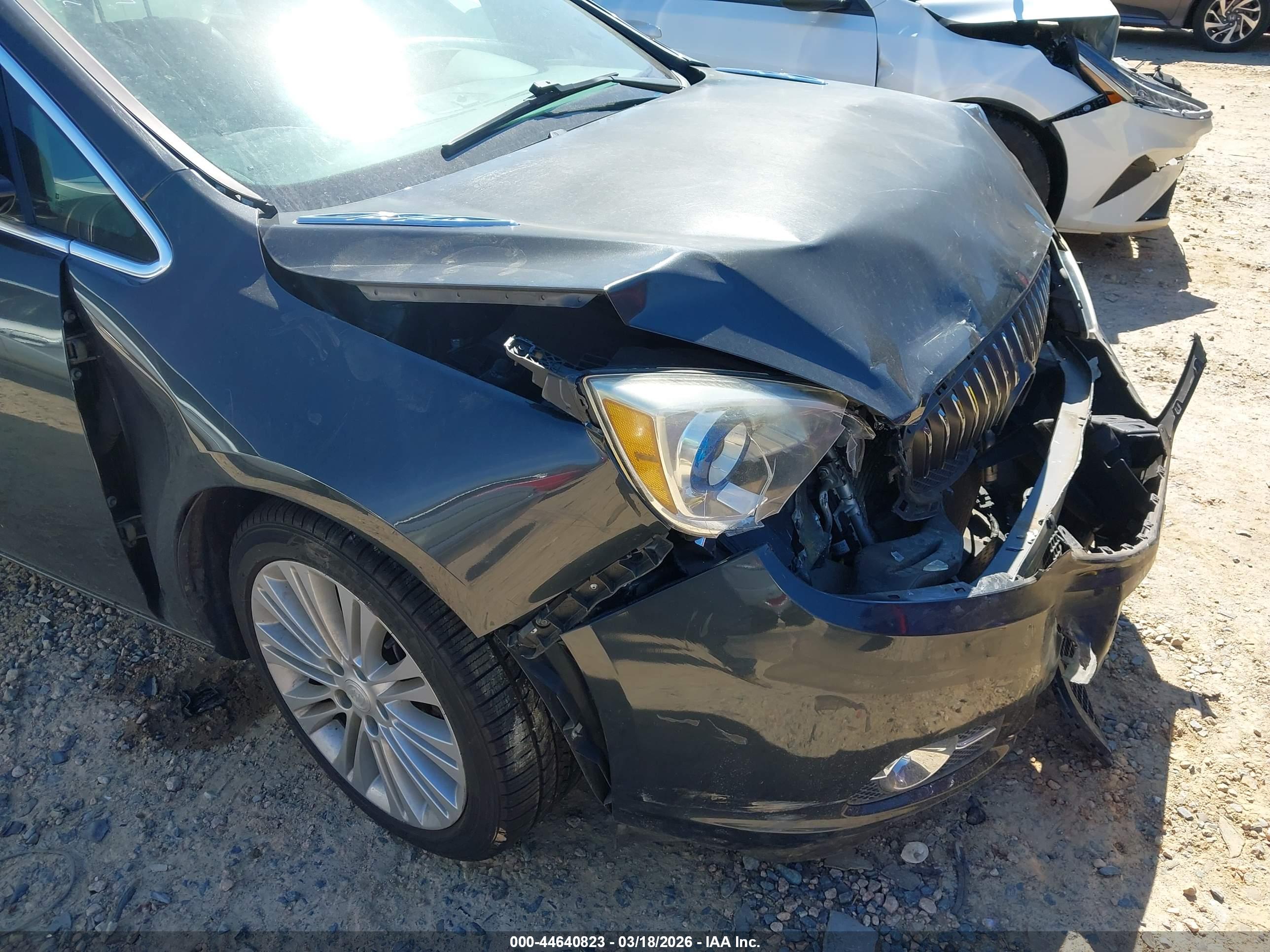 BUICK VERANO image 6