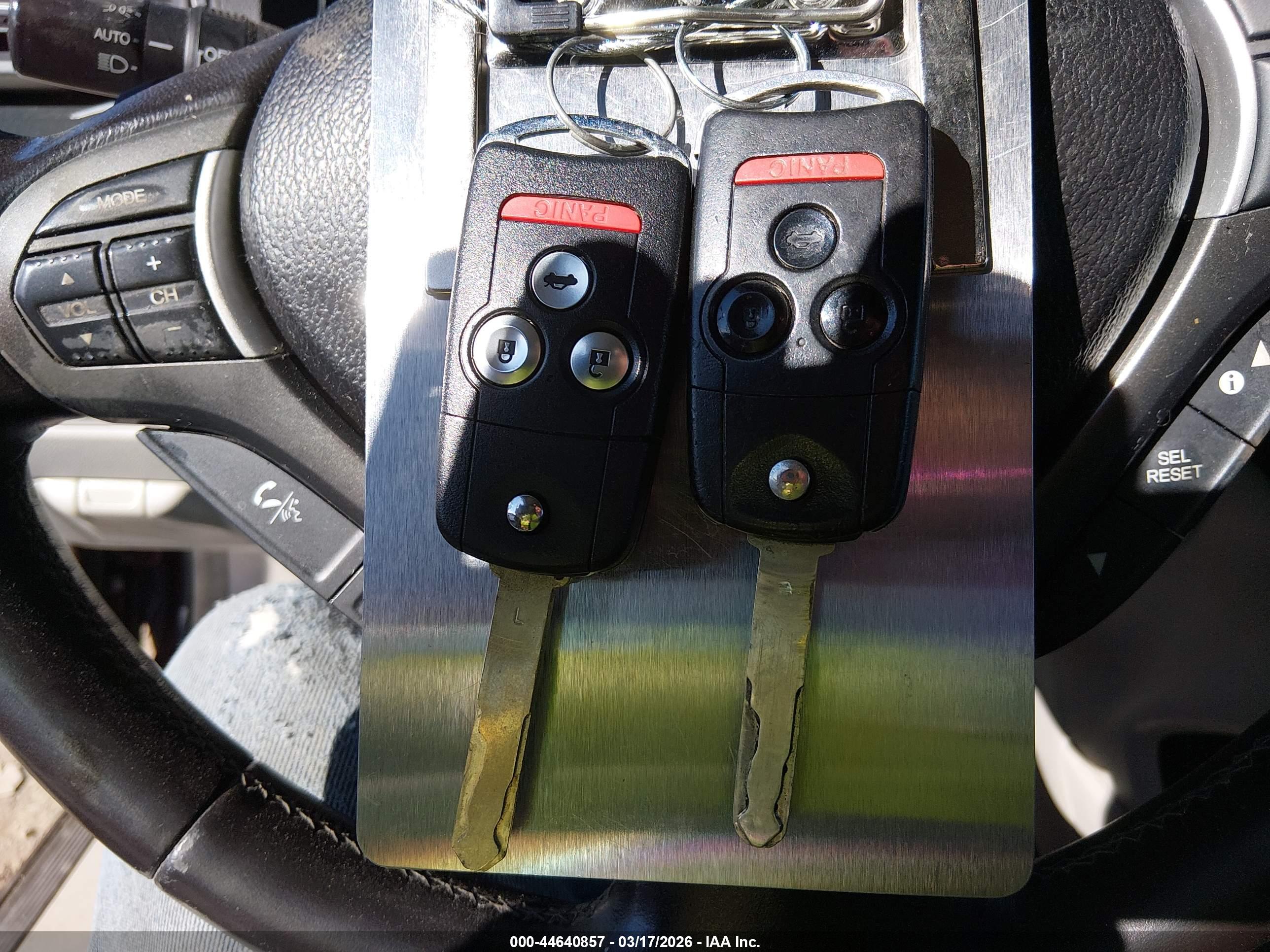 ACURA TSX image 11