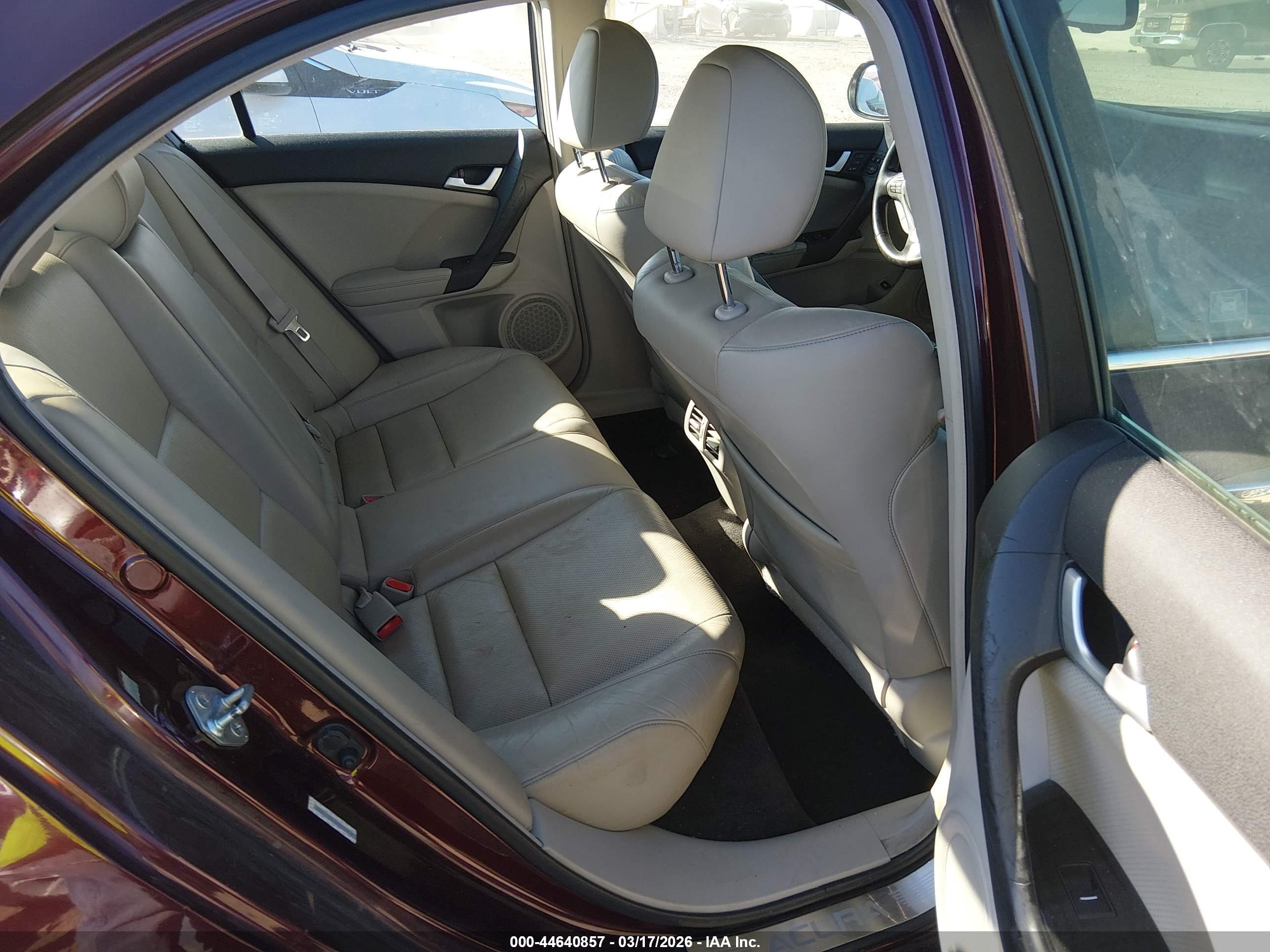 ACURA TSX image 8