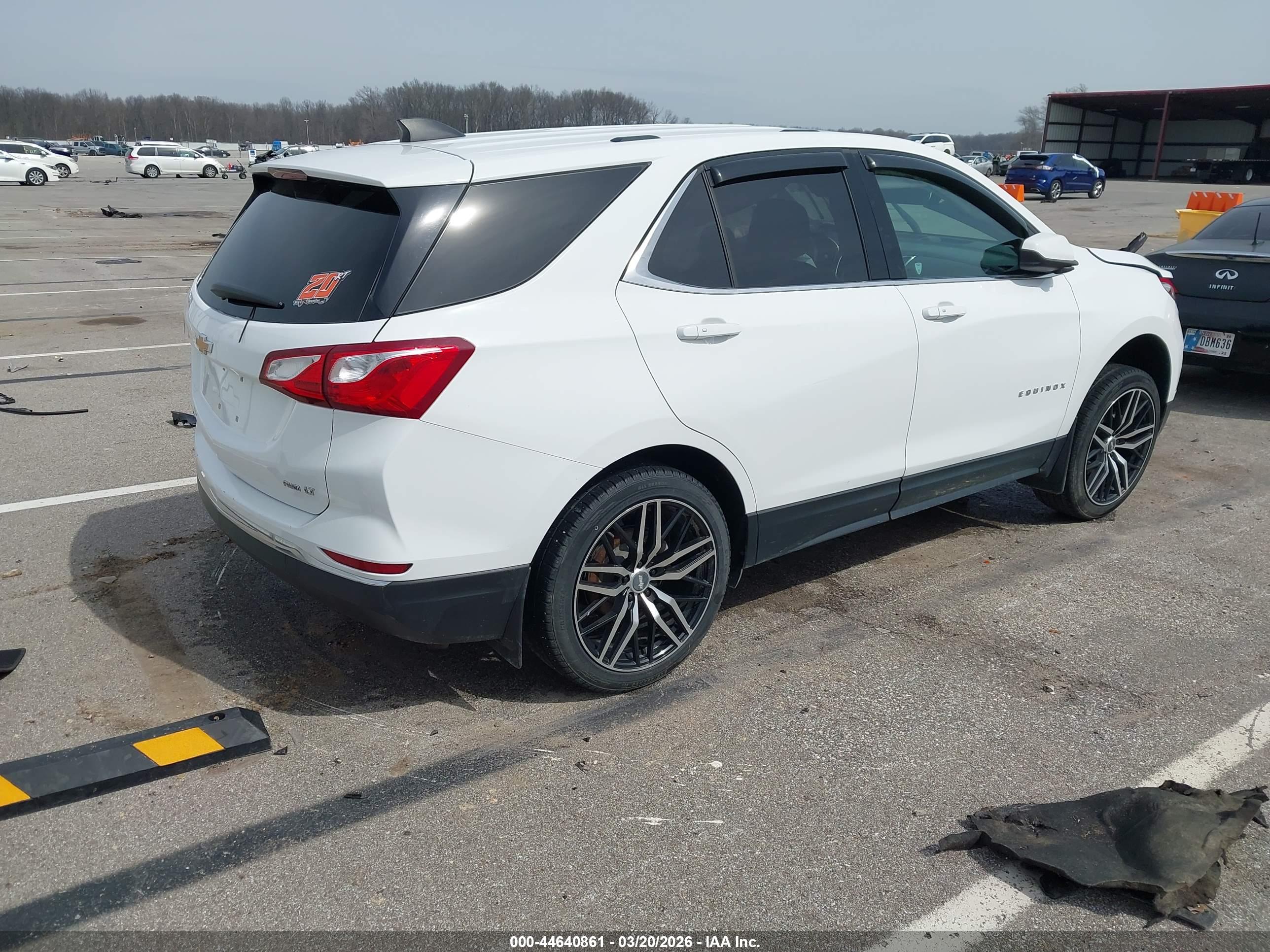 CHEVROLET EQUINOX image 4