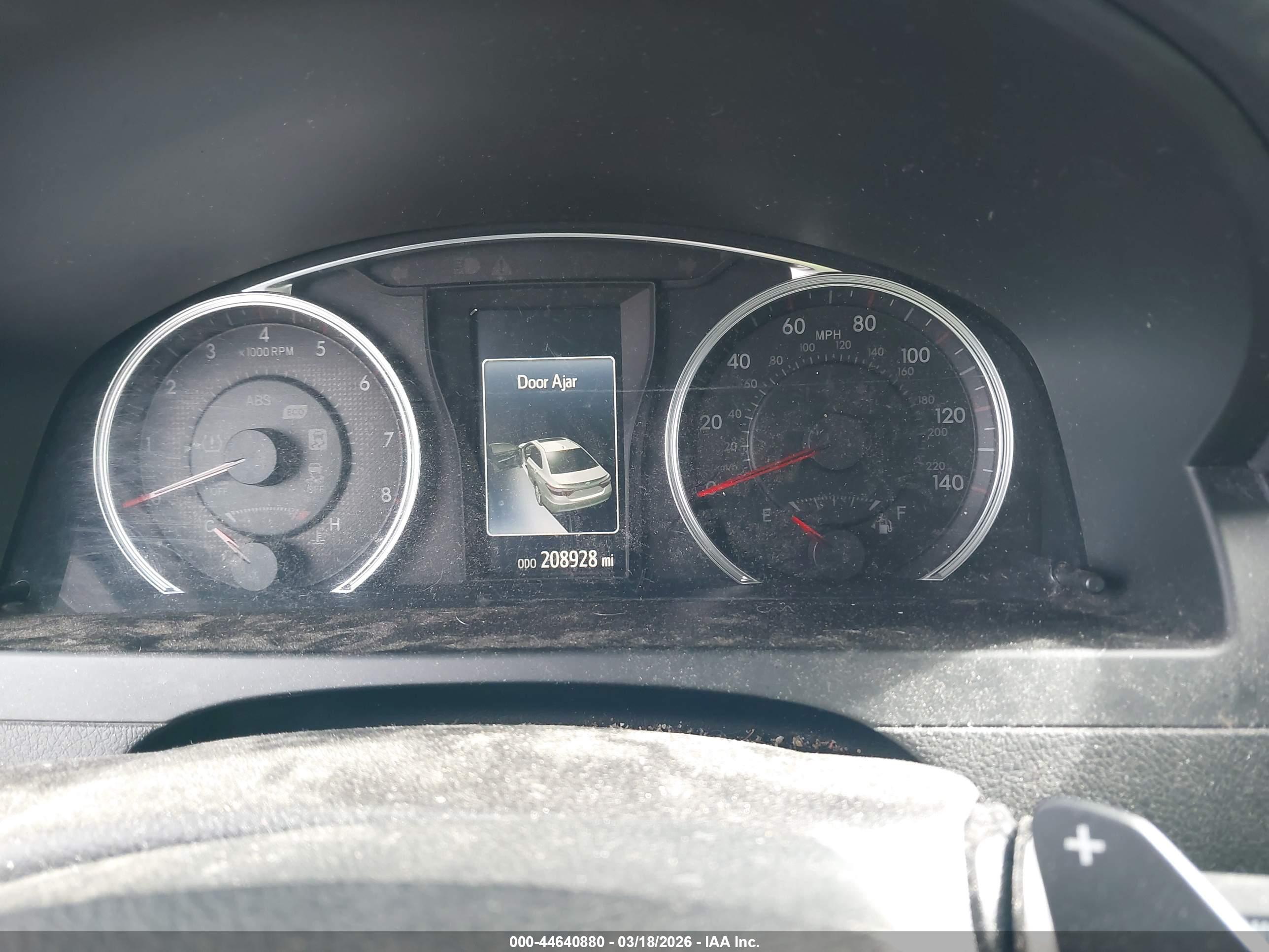 TOYOTA CAMRY image 7