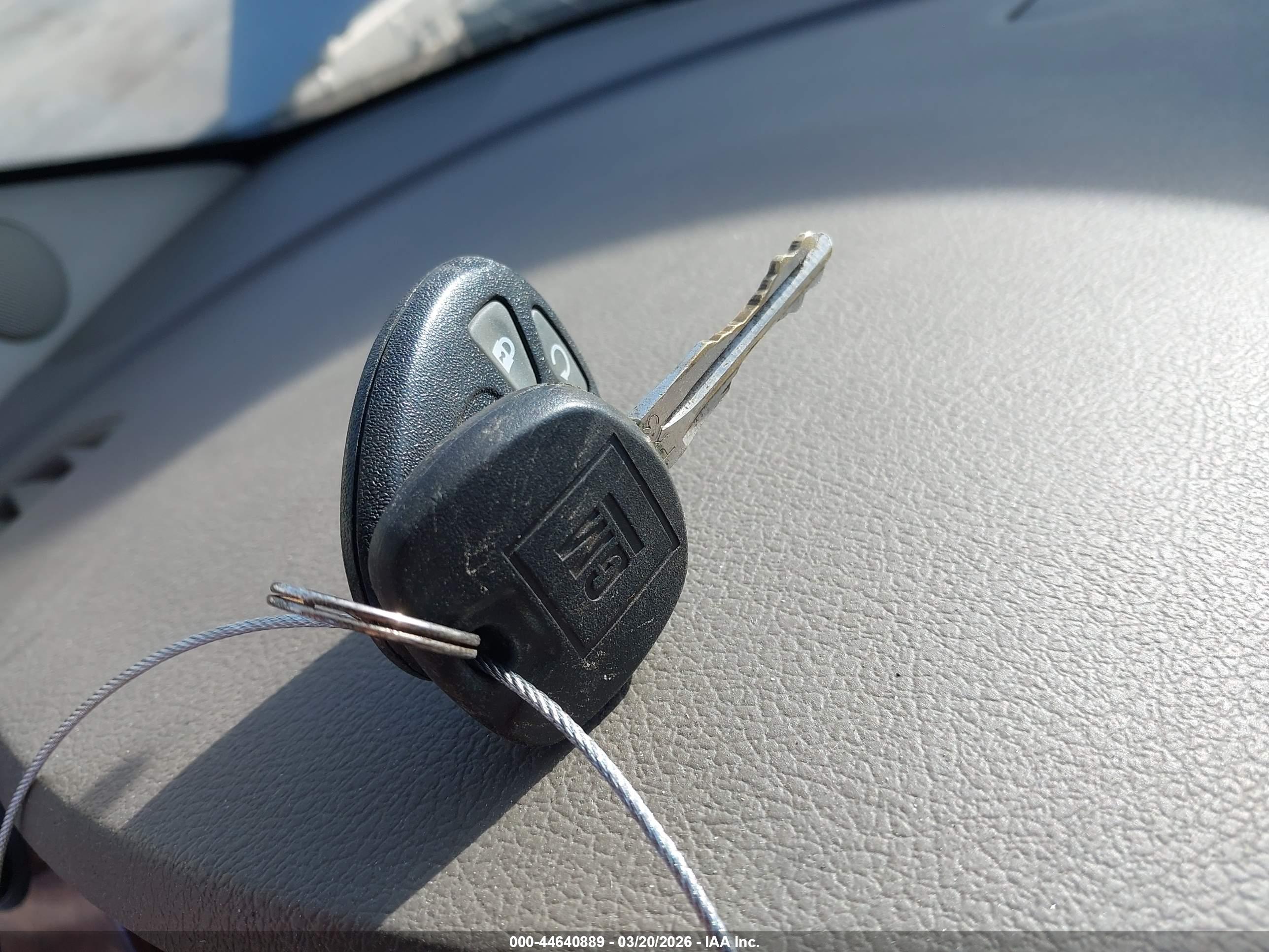 BUICK LACROSSE image 11