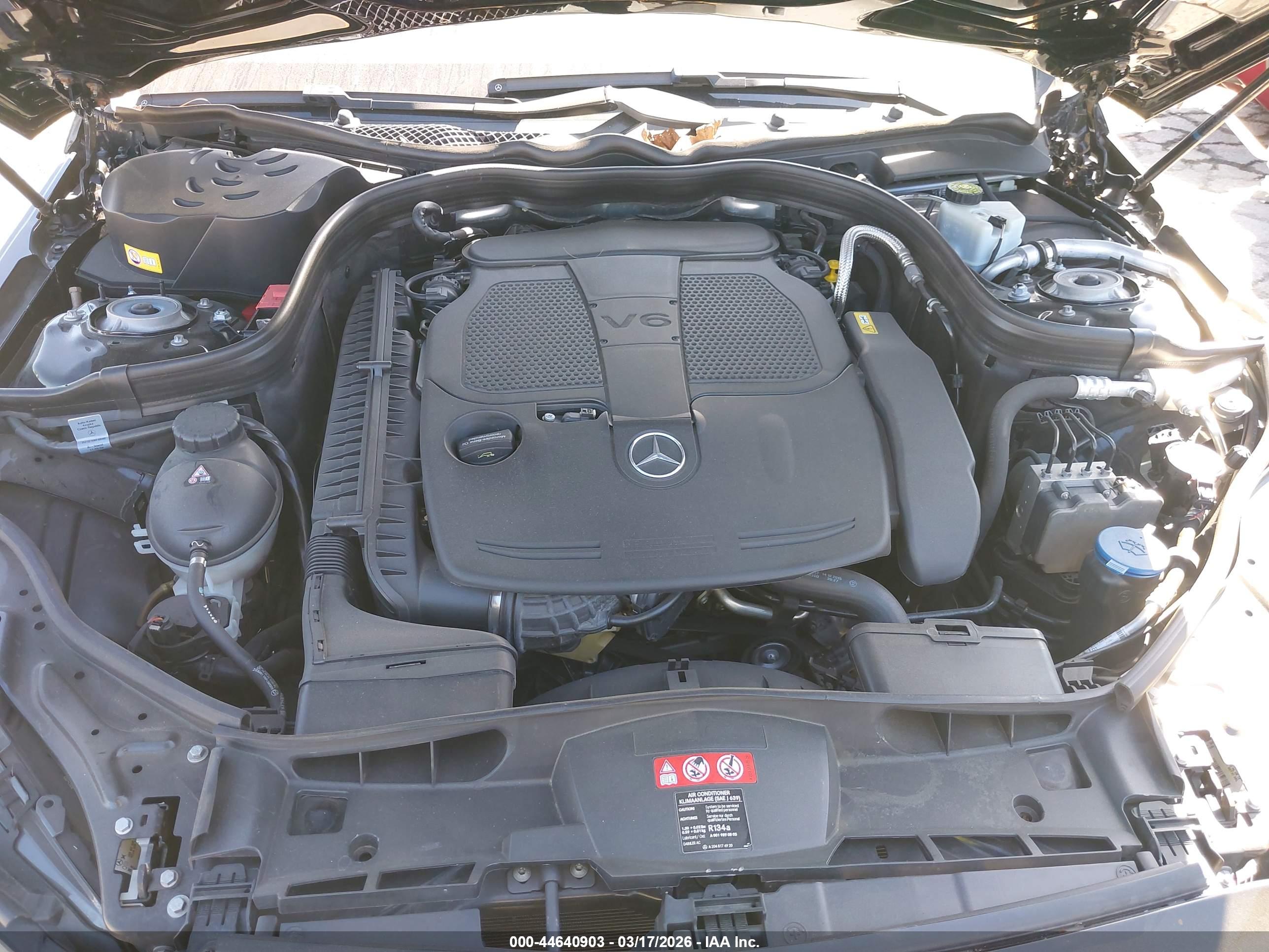 MERCEDES-BENZ E image 10