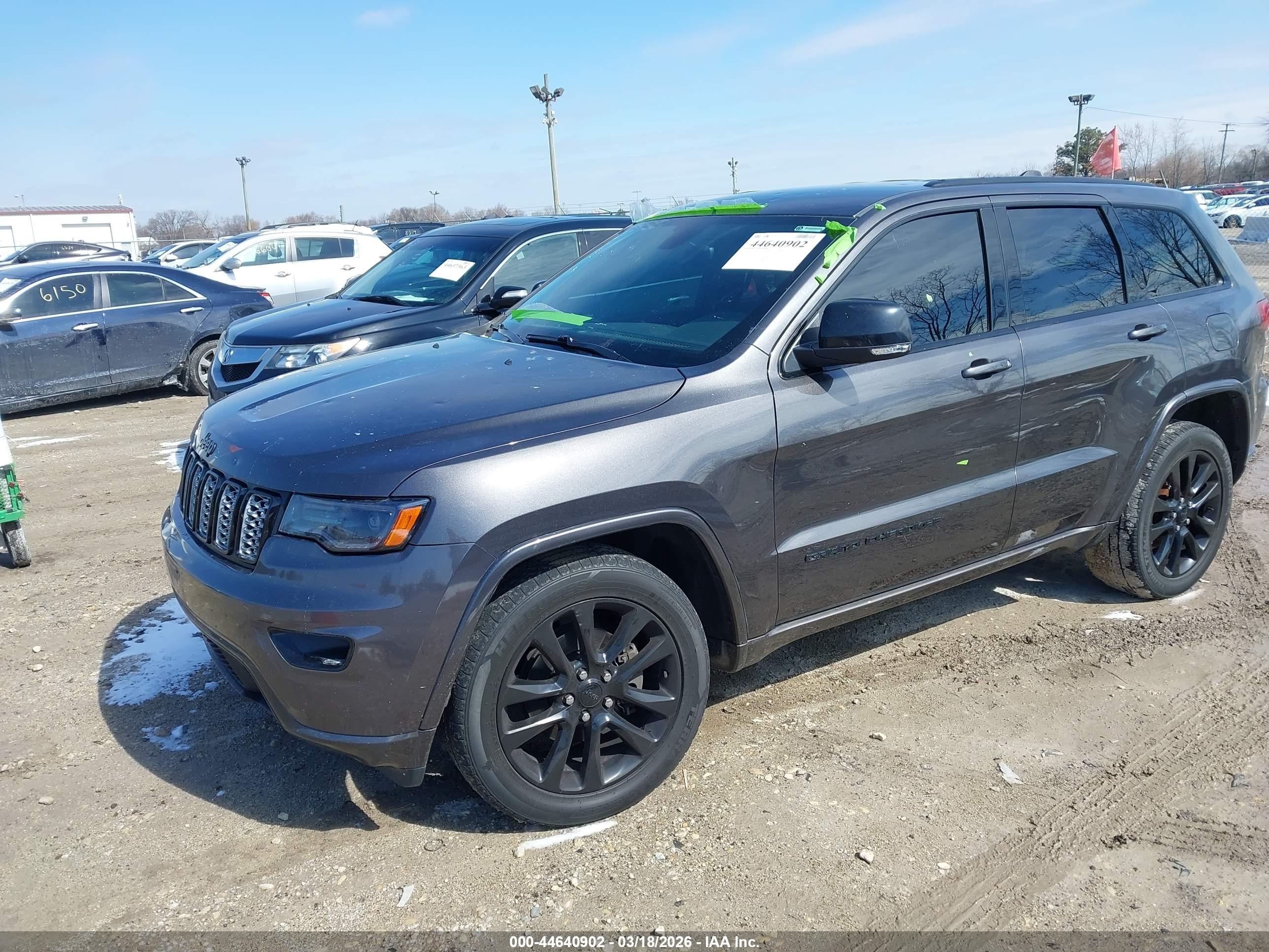 JEEP GRAND image 2