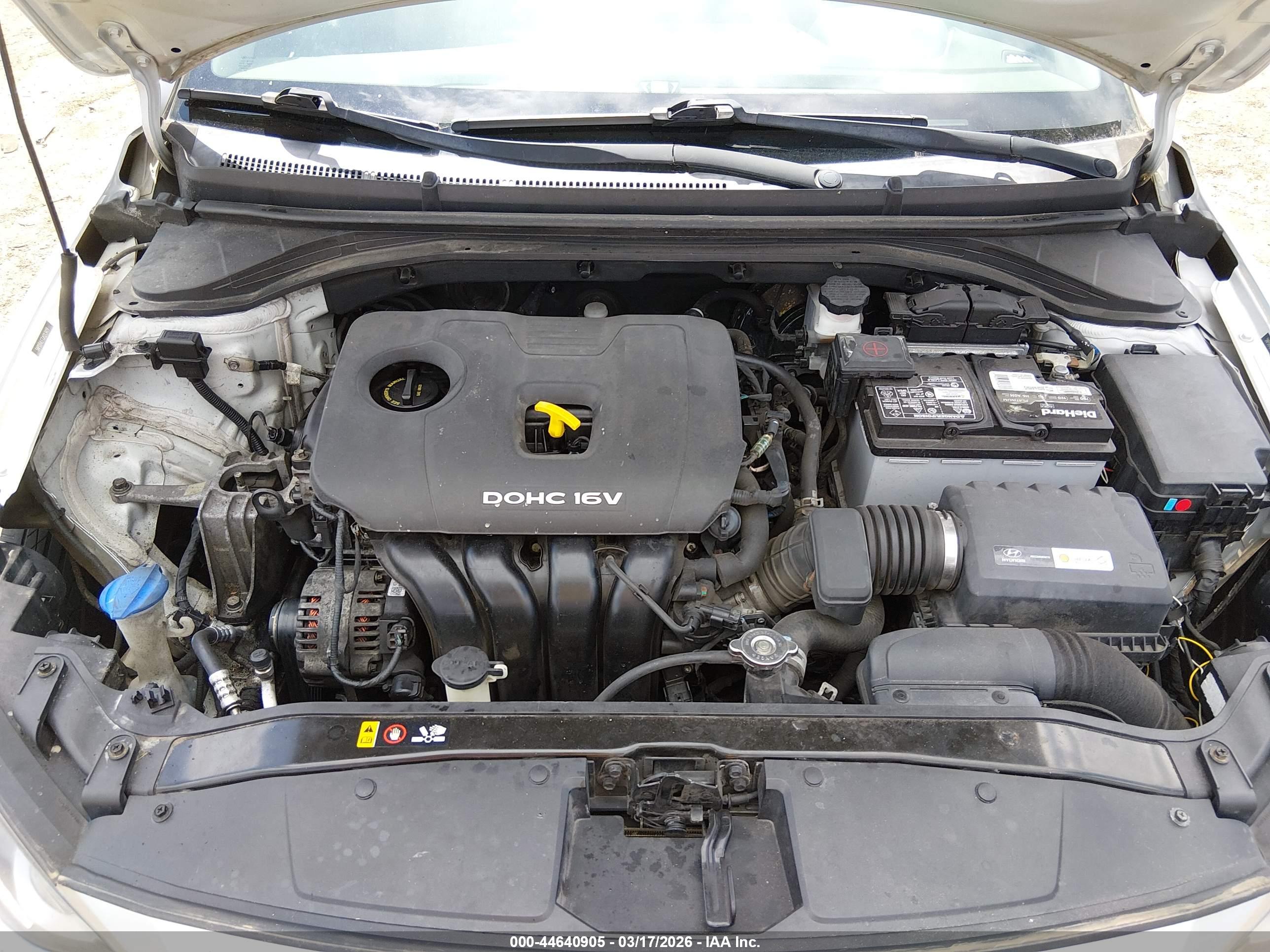 HYUNDAI ELANTRA image 10