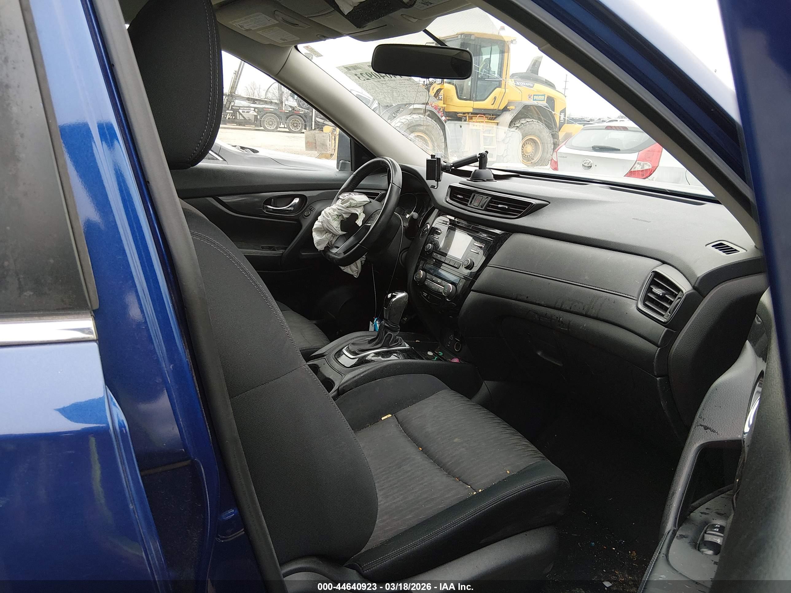 NISSAN ROGUE image 5
