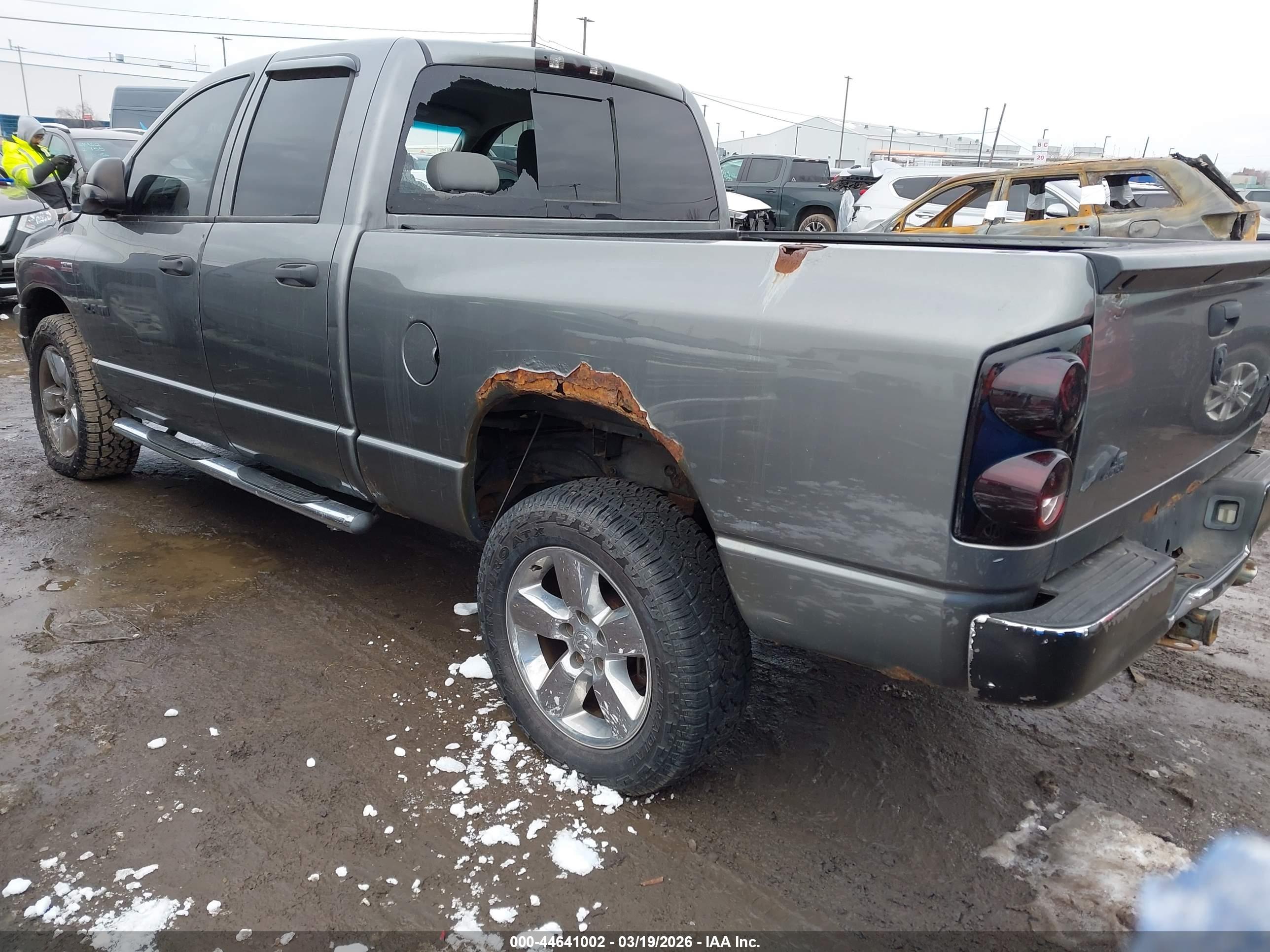 DODGE RAM image 3