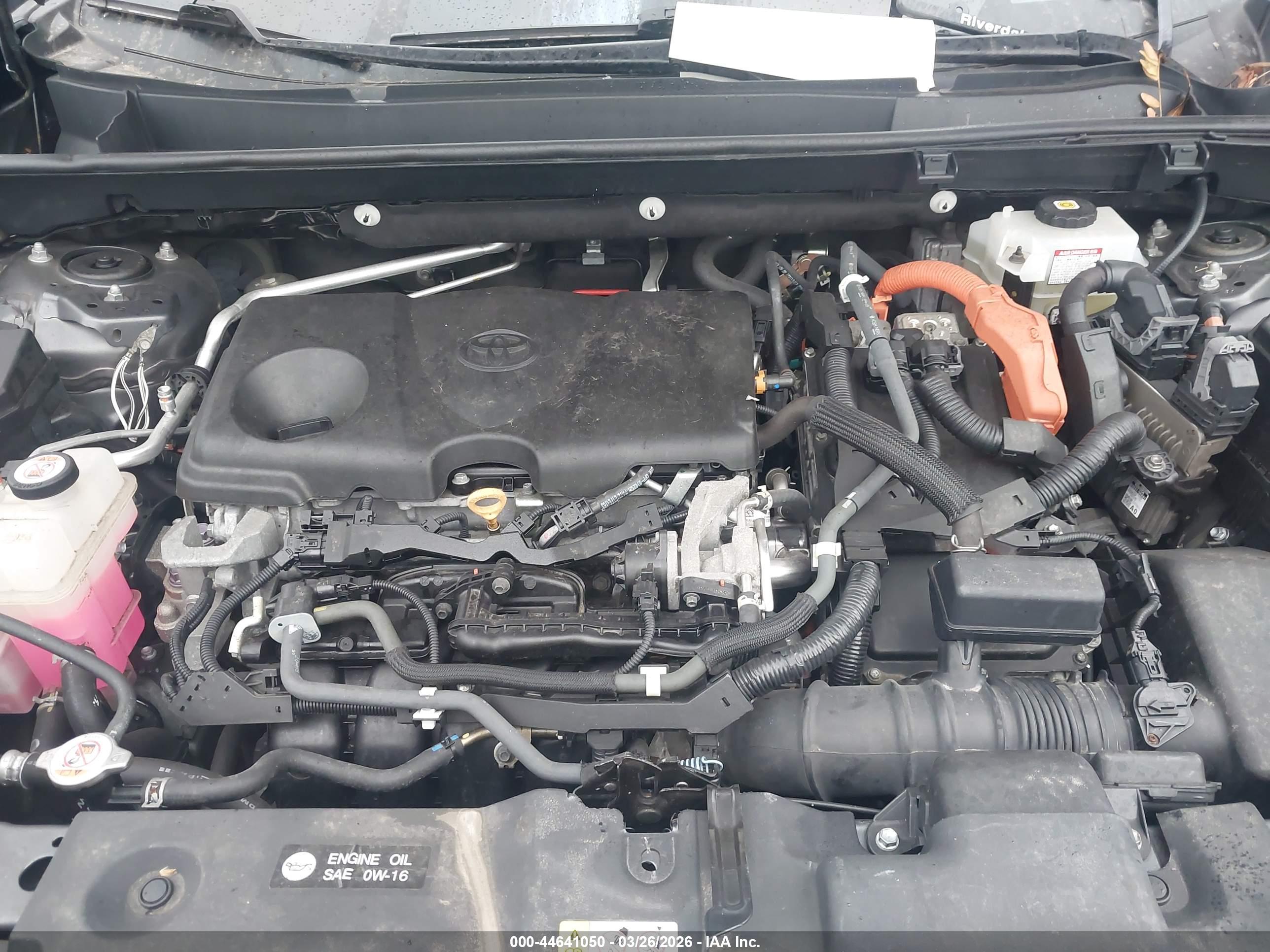 TOYOTA RAV4 image 10