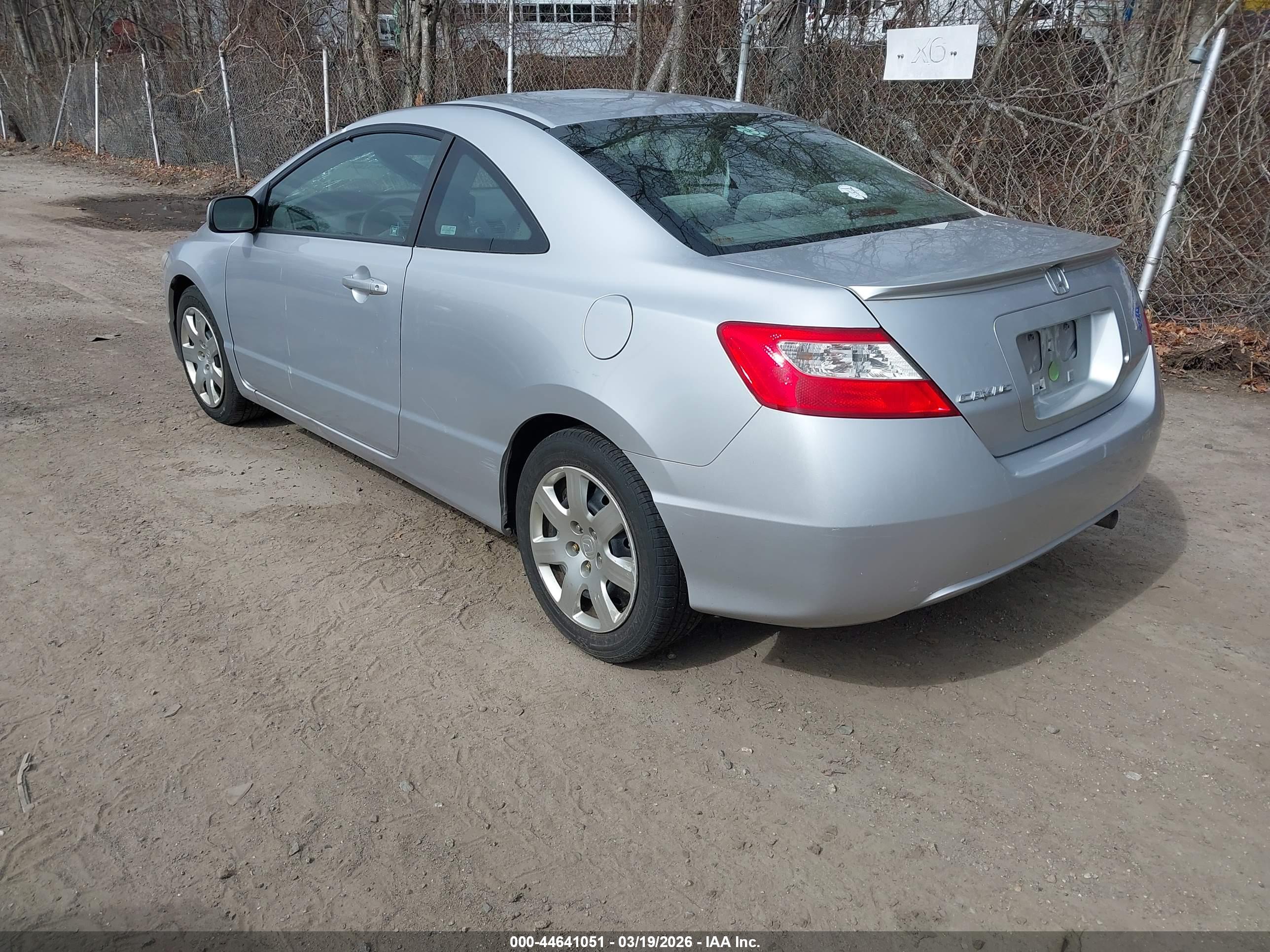 HONDA CIVIC image 3